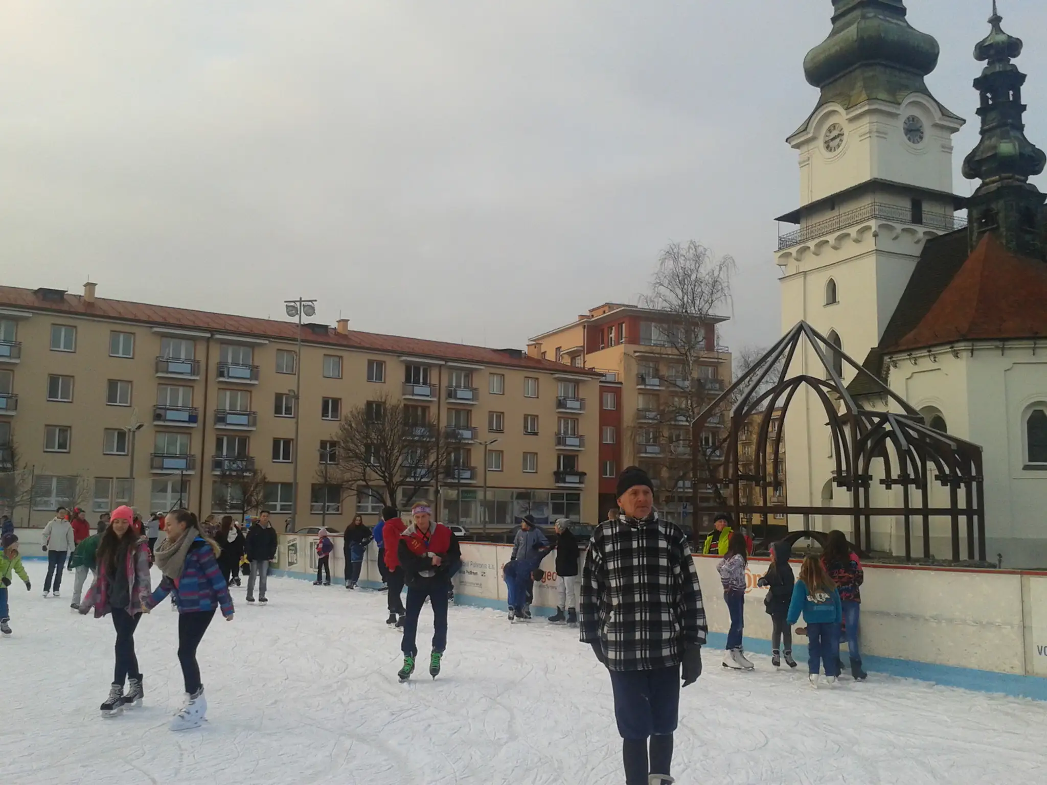 2014_12_13_Zvolen_ladova_plocha14.44.15208742.jpg