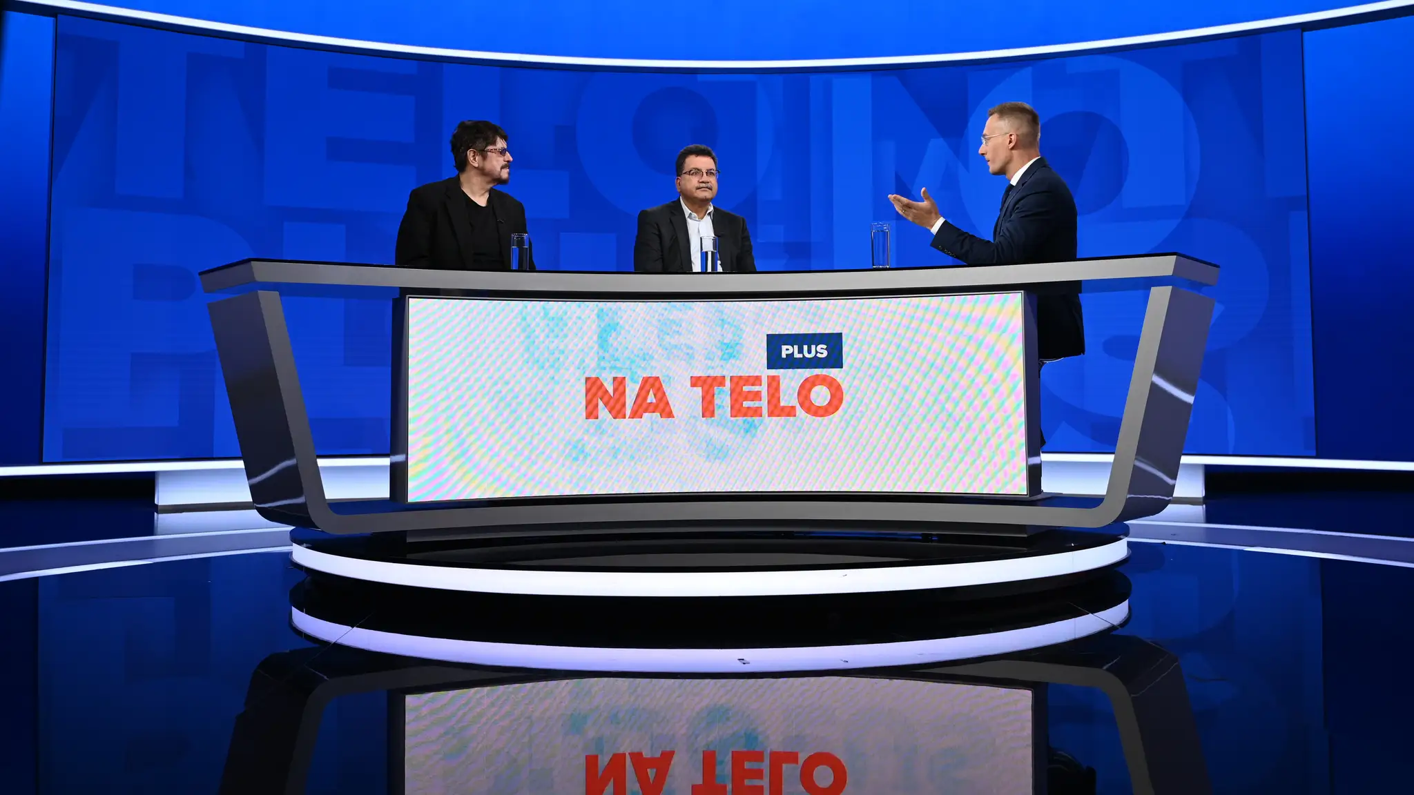 Na telo PLUS so Souheilom Ghannamom a Ivom Samsonom.