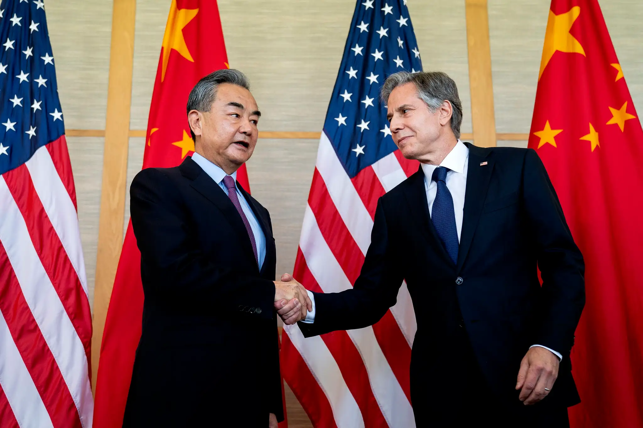 Antony Blinken a Wang Yi.