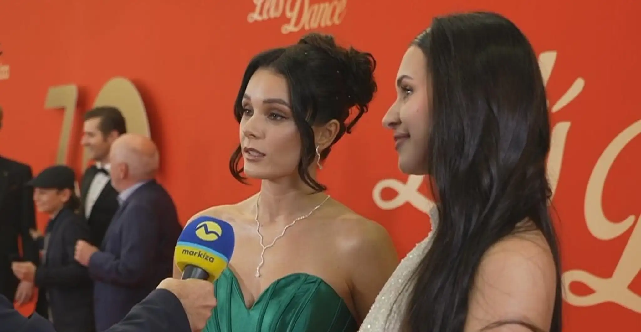 Sabina a Monika z Ruža pre nevestu