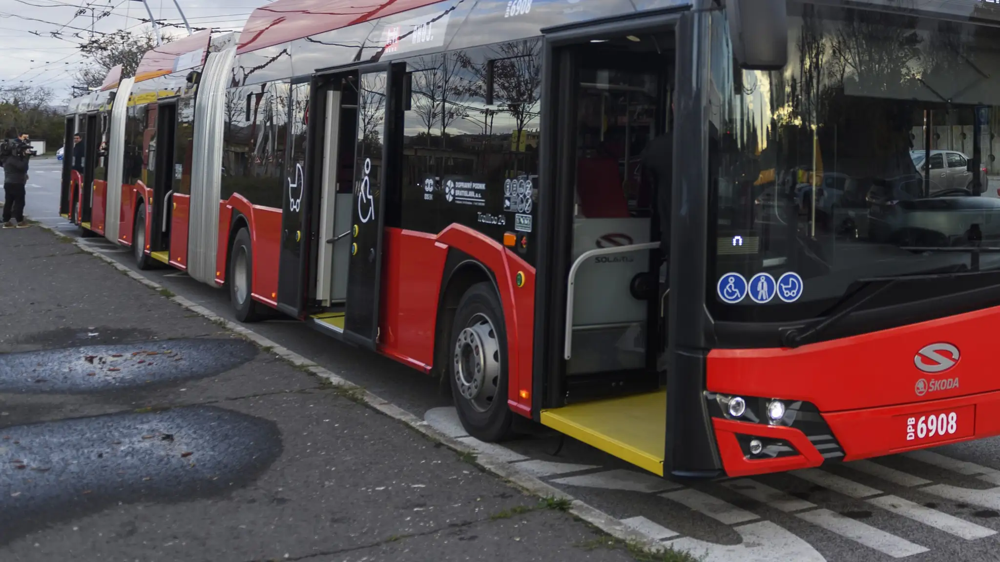 MHD Bratislava. Ilustračná snímka. 