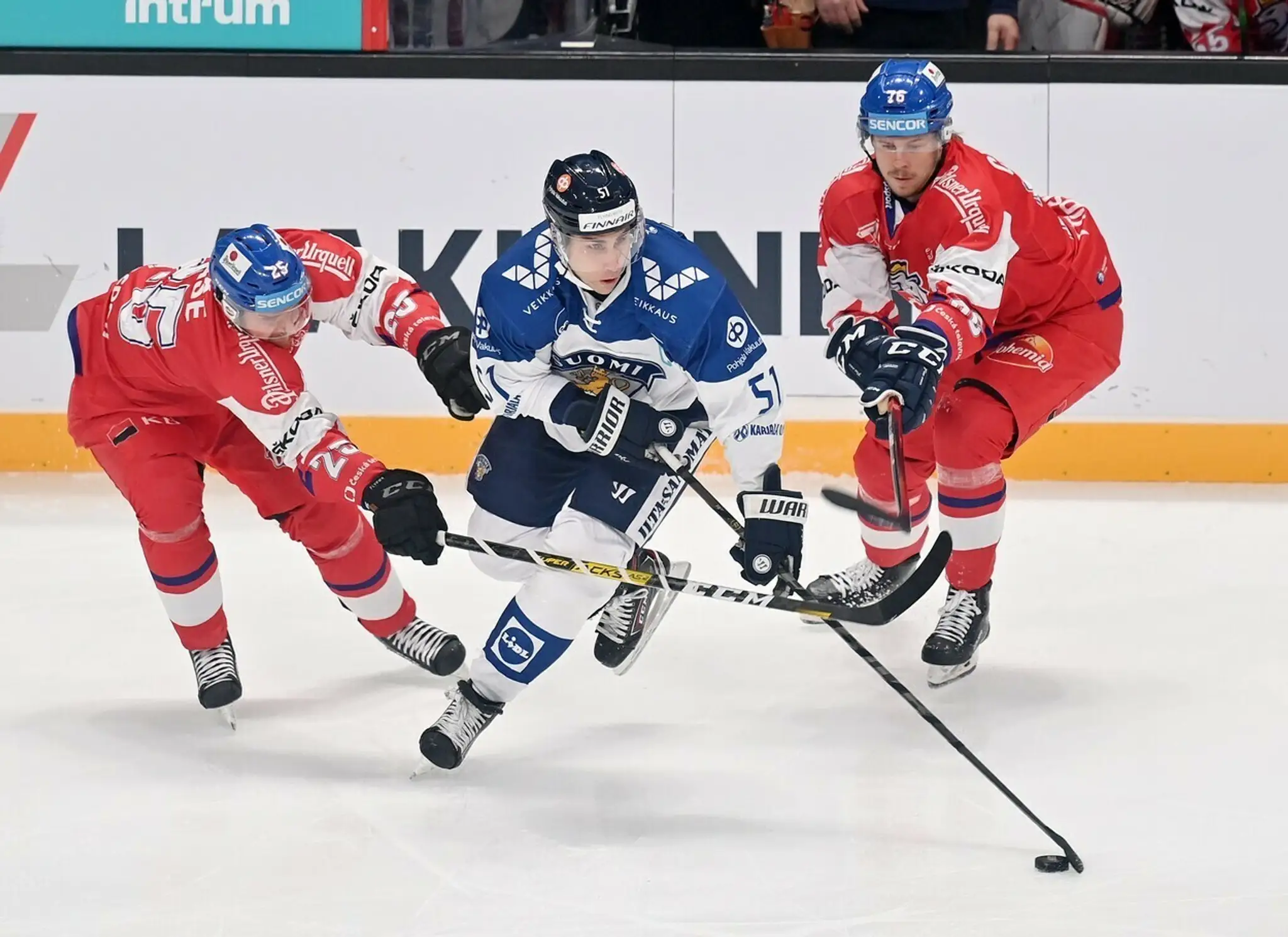Najstarší Fínom na ZOH je 37-ročný Valtteri Filppula, ktorý má za sebou vyše 1200 zápasov v NHL. 