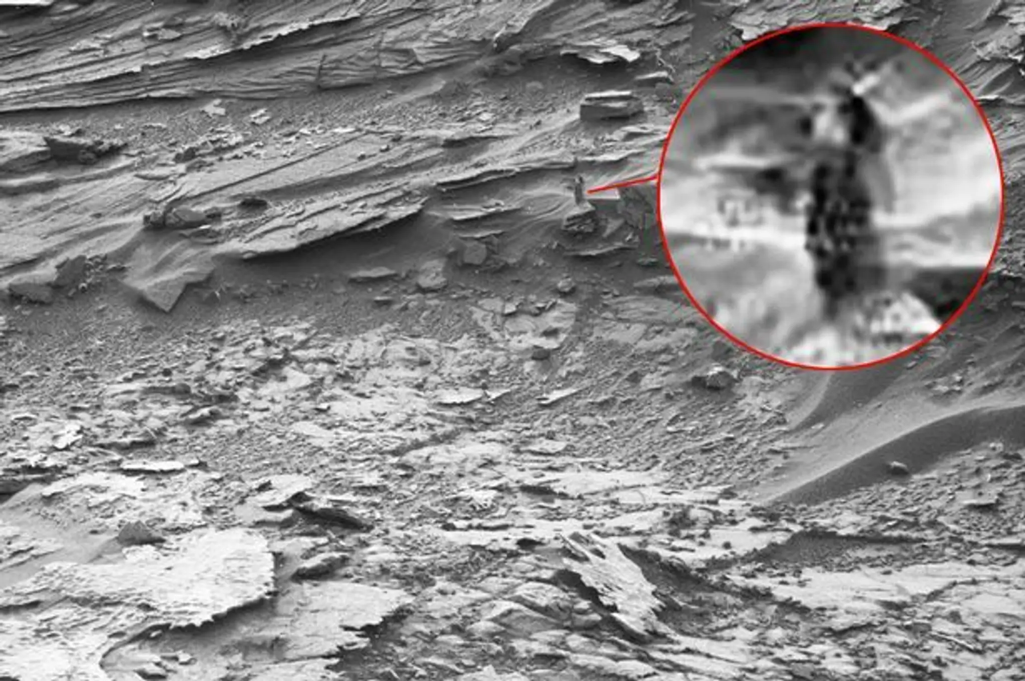 MAIN-Woman-on-Mars.jpg