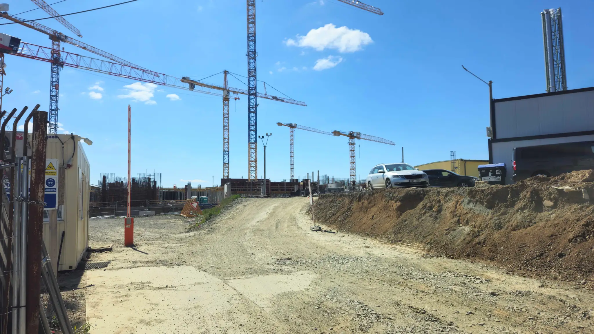 Výstavbu vojenskej nemocnice v Prešove pozastavili