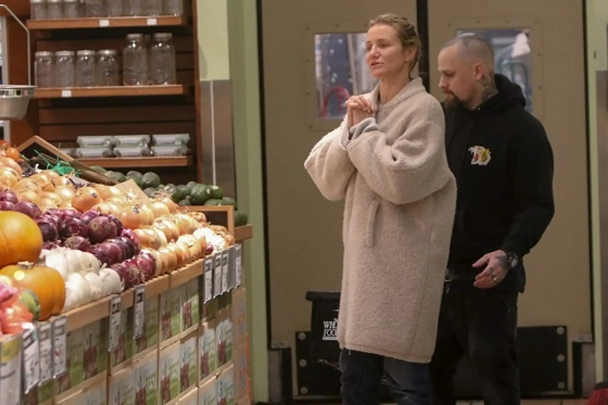Cameron Diaz s manželom na nákupoch