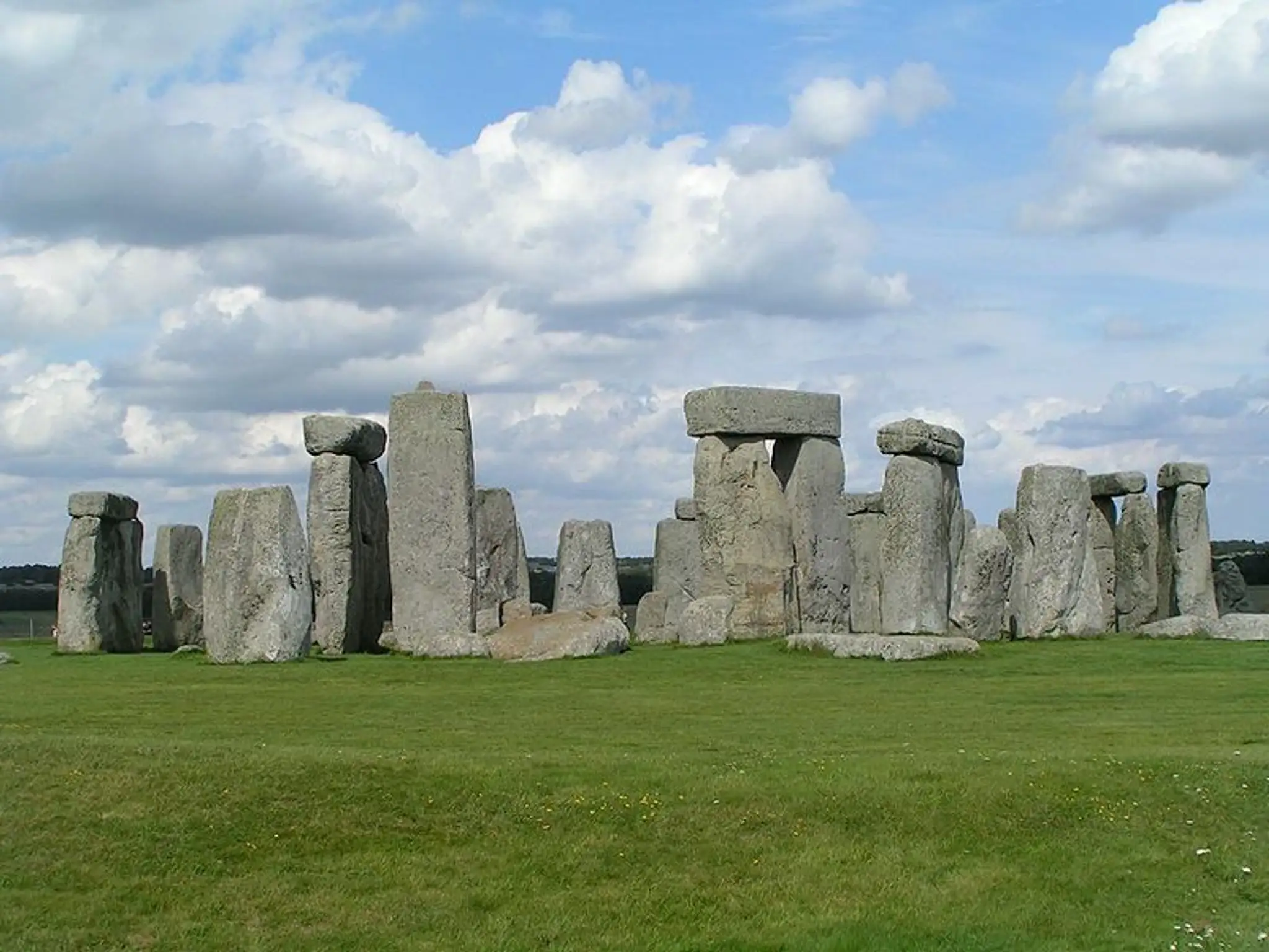 stonehenge.jpg