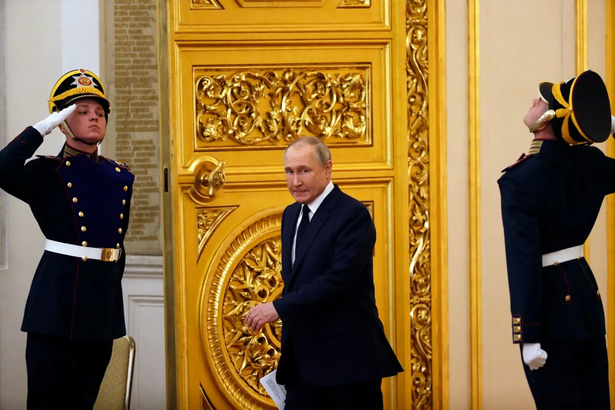 Ruský prezident Vladimir Putin si počas vojny na Ukrajine našiel čas na prijatie ruských olympionikov a paralympionikov.