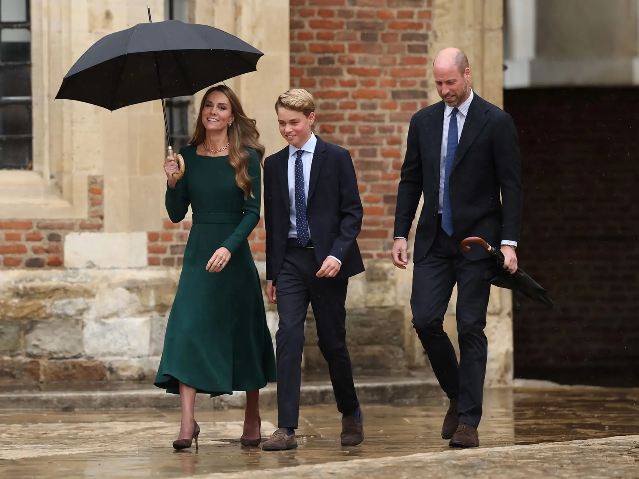 Princ George nastúpil na Eton College.