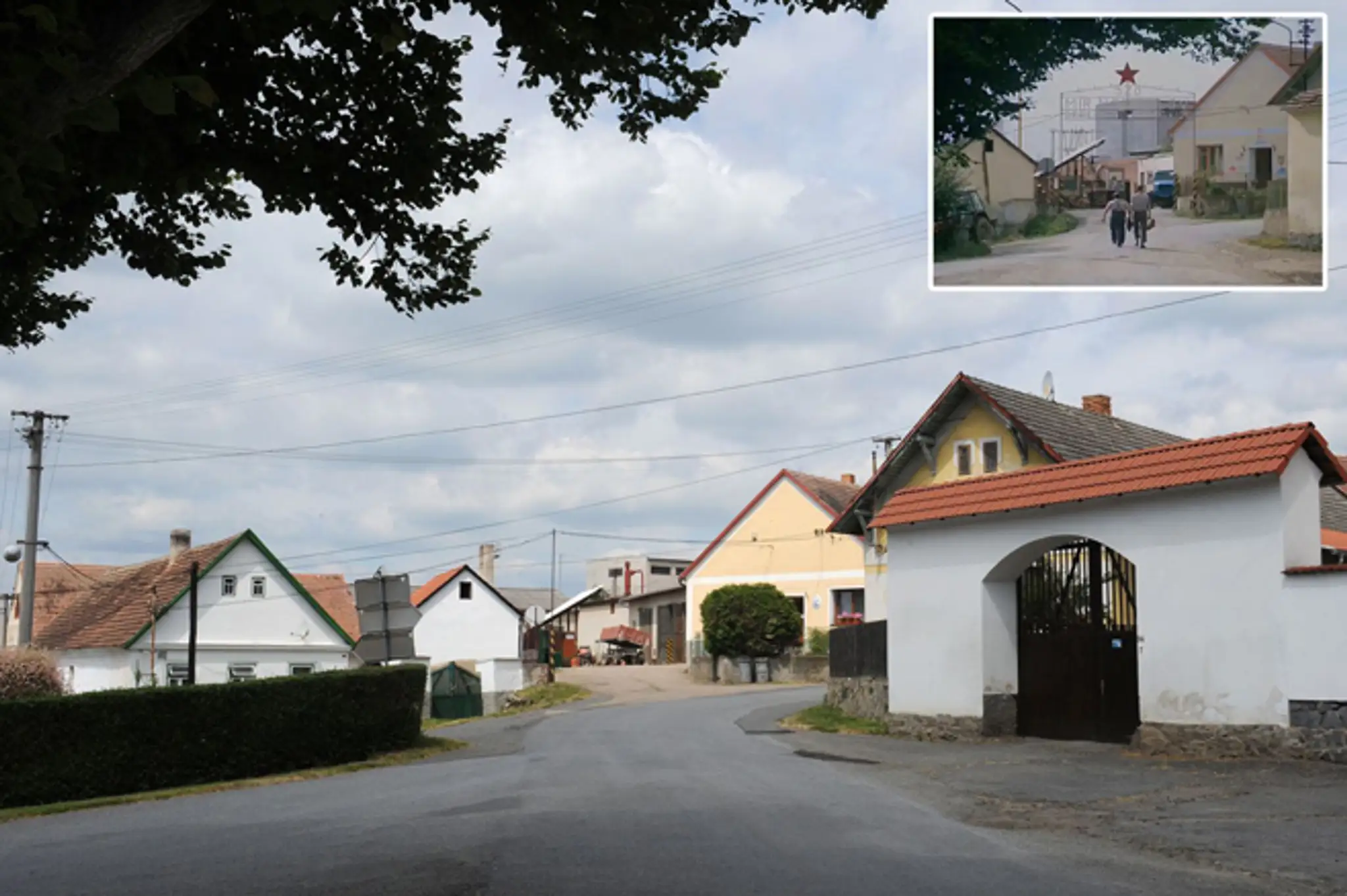 Vchod do JZD vo Vesničke ...