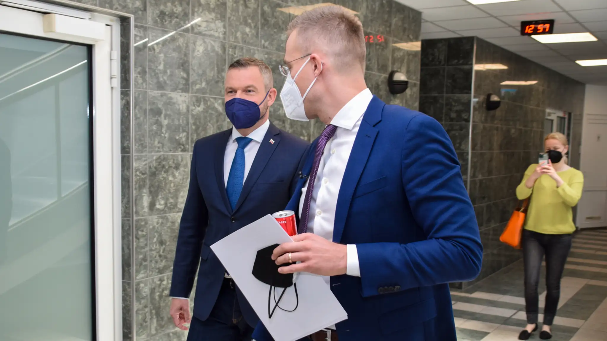 Peter Pellegrini pred natáčaním.