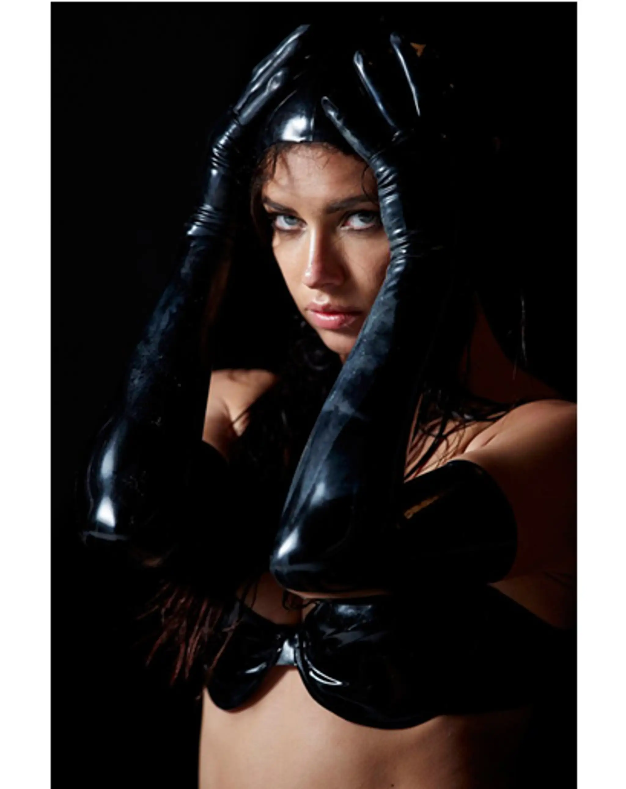 adriana lima jan.jpg