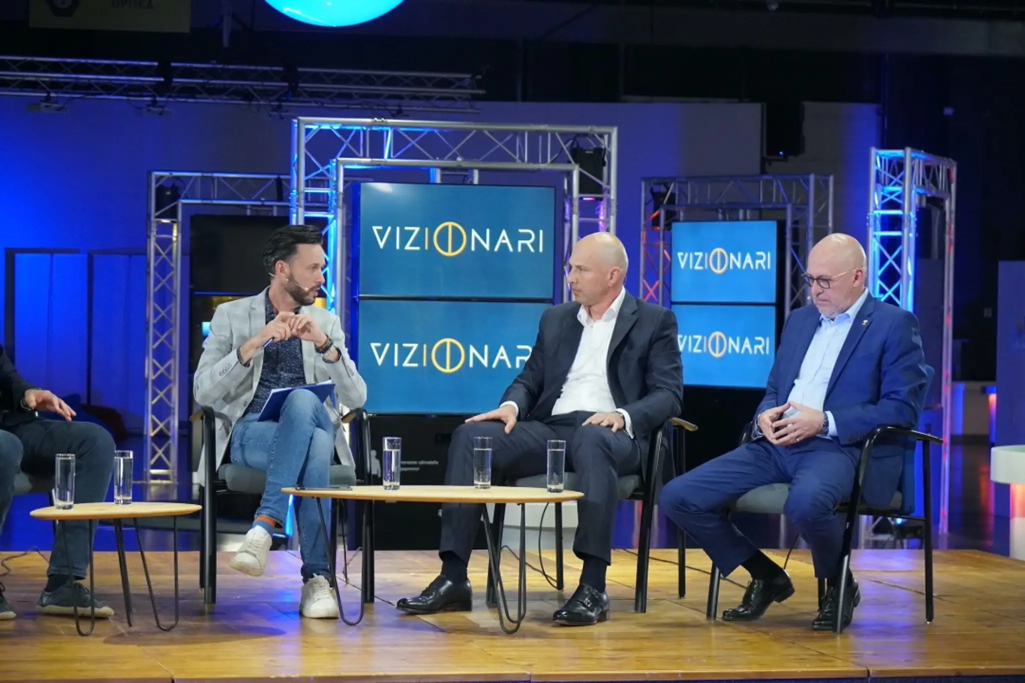 Vizionári. 