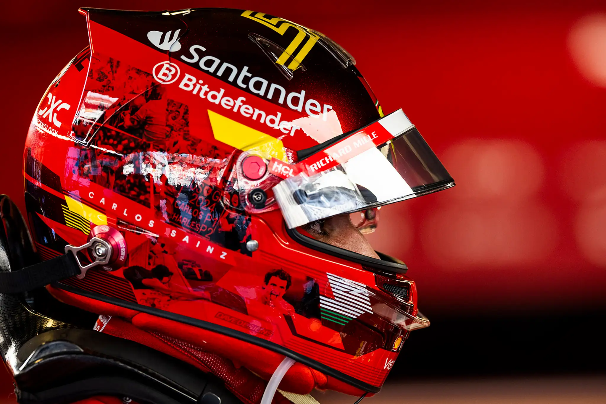 Carlos Sainz naposledy vo farbách Ferrari.