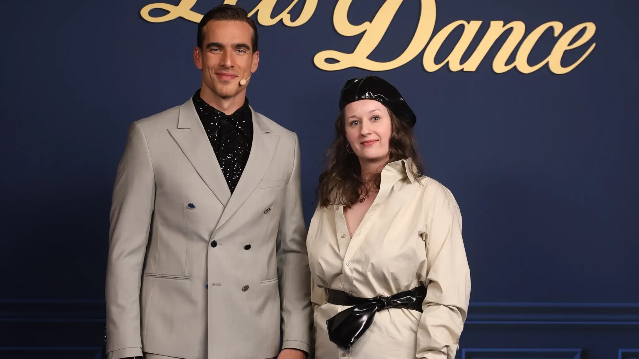 Návrhárka Terézia Feňovčíková ušila outfit pre Adama Bardyho.
