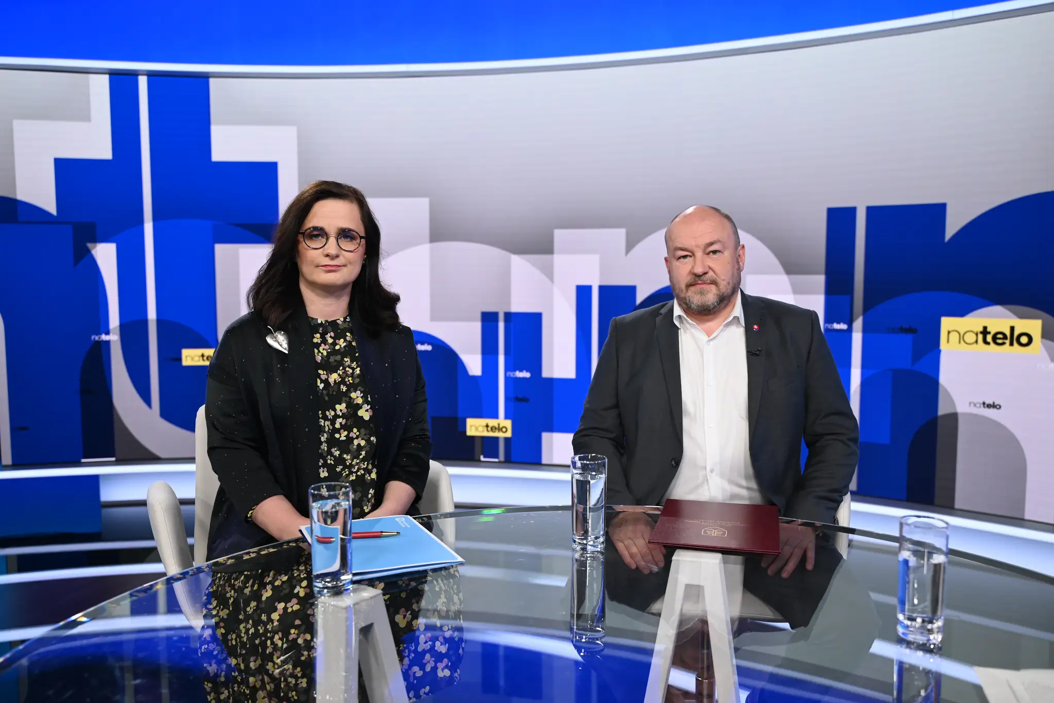 Hosťami relácie Na telo boli minister Rudolf Huliak a poslankyňa Zuzana Mesterová