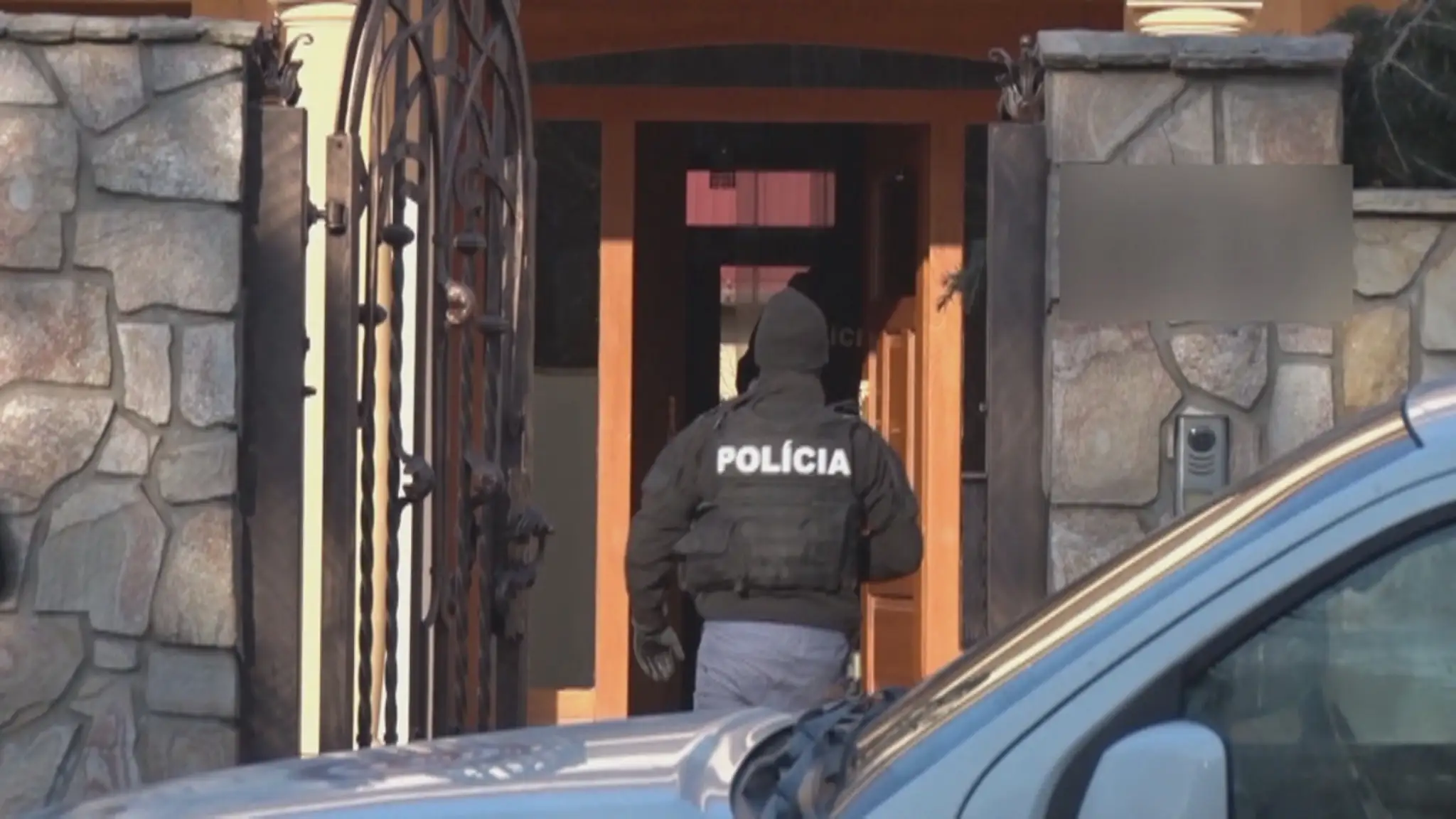 Roda opätovne odmietol  akékoľvek prepojenie s talianskou mafiou. 