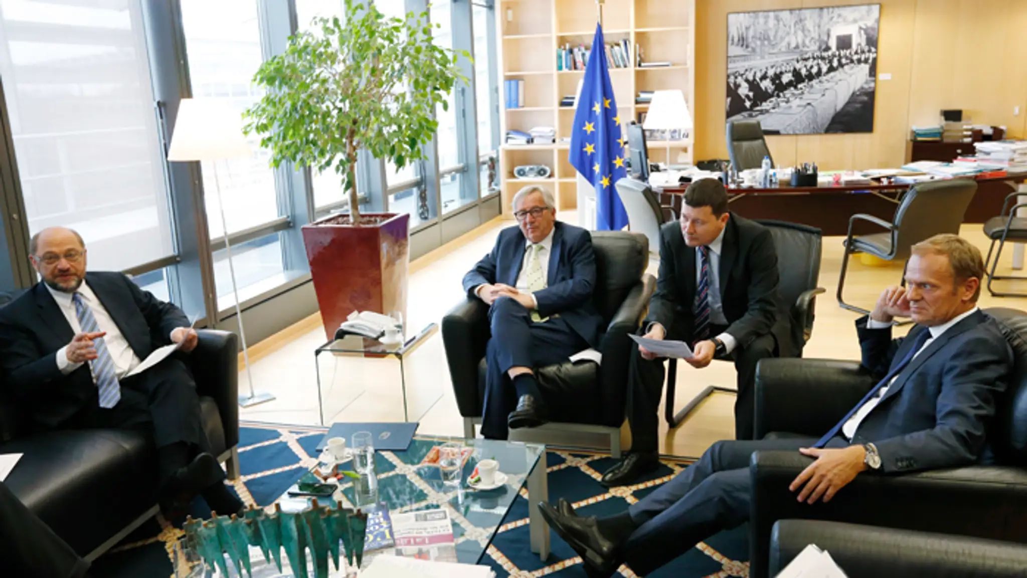 Predseda EP Martin Schultz, predseda EK Jean-Claude Juncker a predseda Európskej rady Donald Tusk.