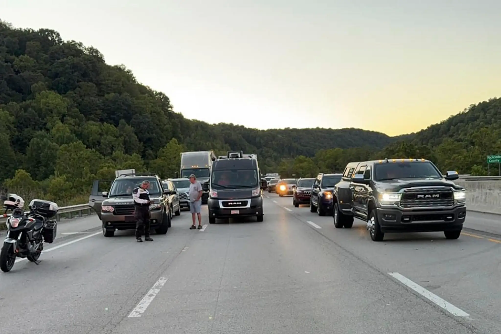Streľba na diaľnici v Kentucky.
