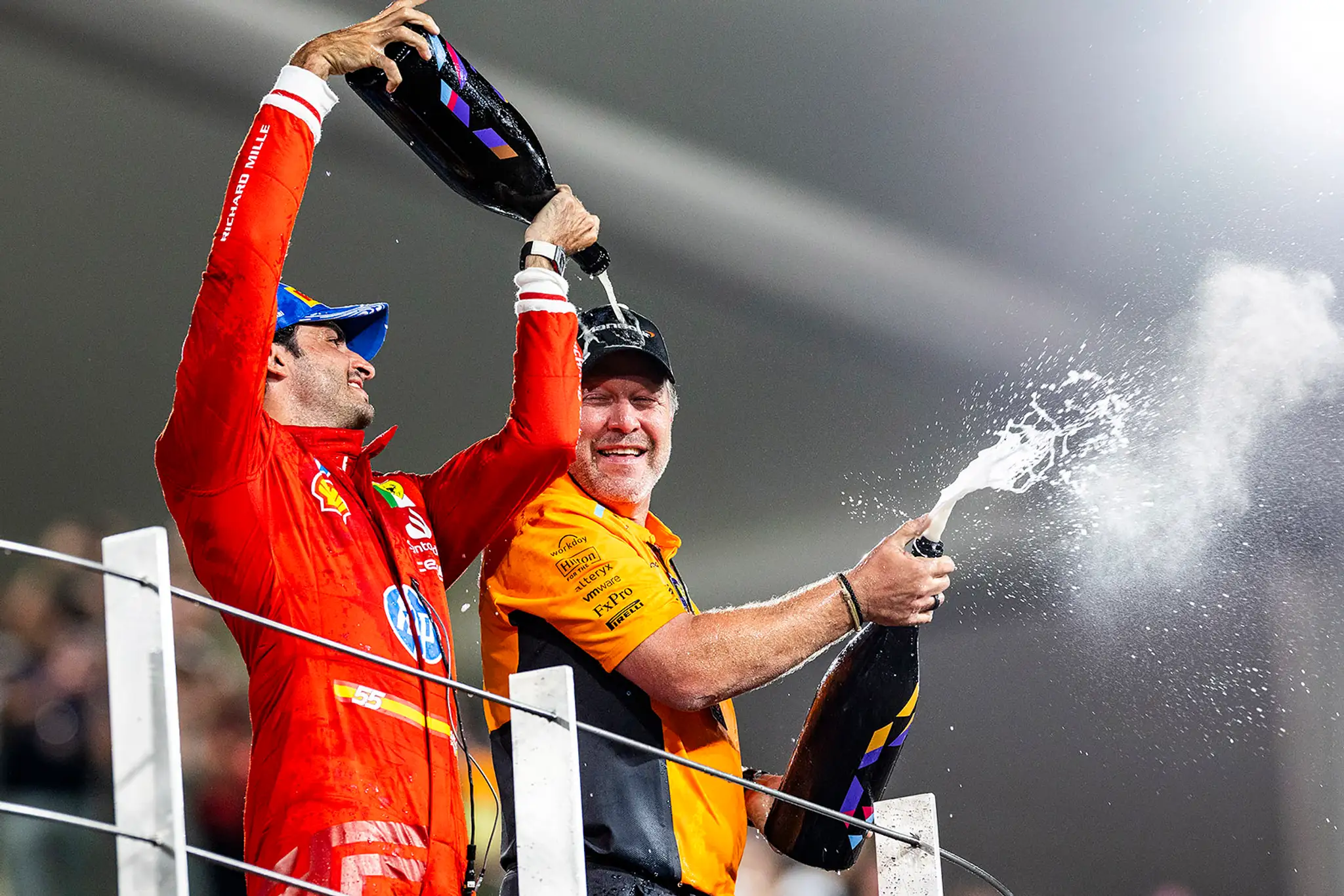 McLaren v Abú Zabí oslavoval aj zisk Pohára konštruktérov.