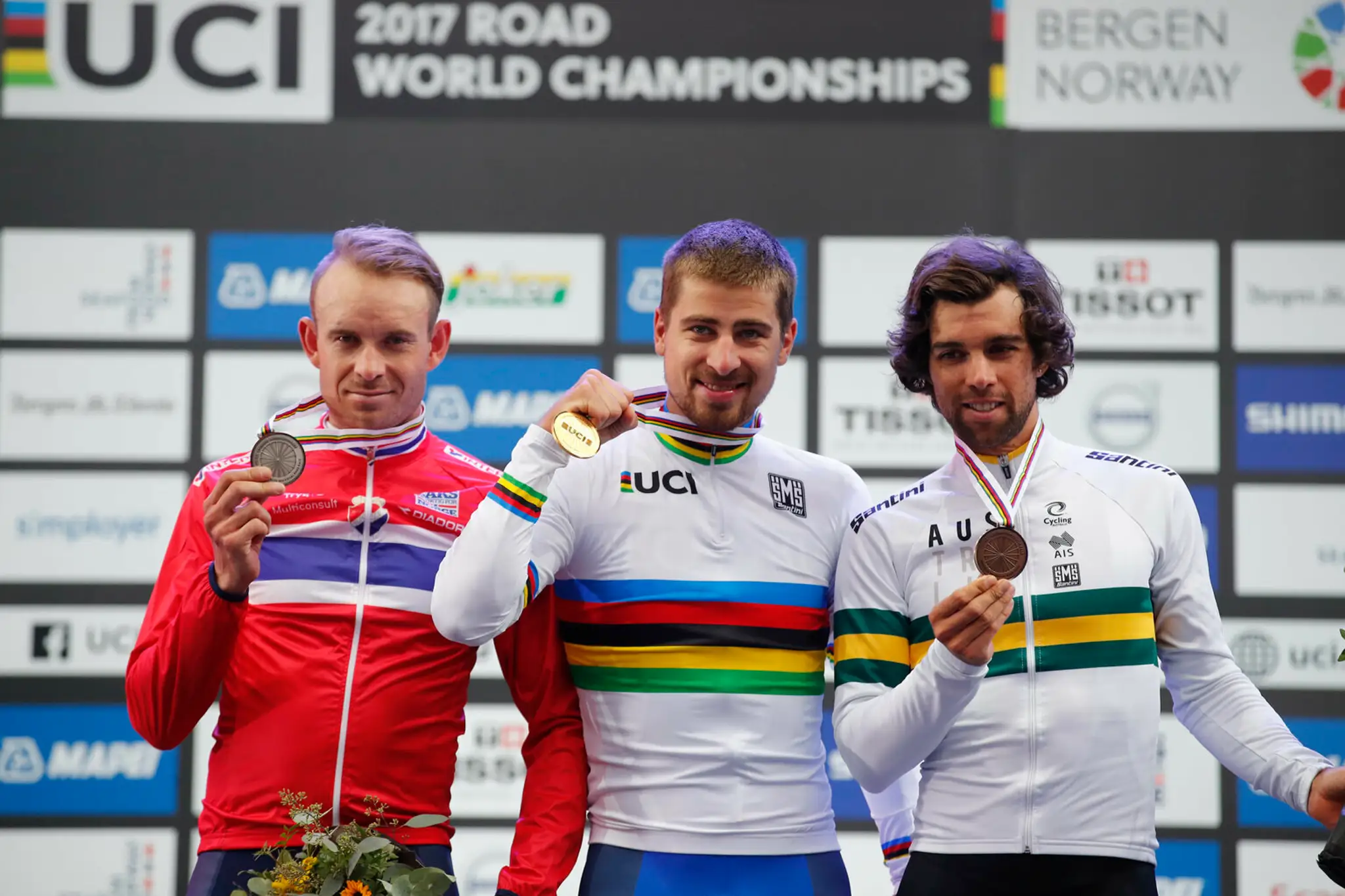 Trojnásobný majster sveta Peter Sagan, strieborný Nór Alexander Kristoff a bronzový Austrálčan Michael Matthews.