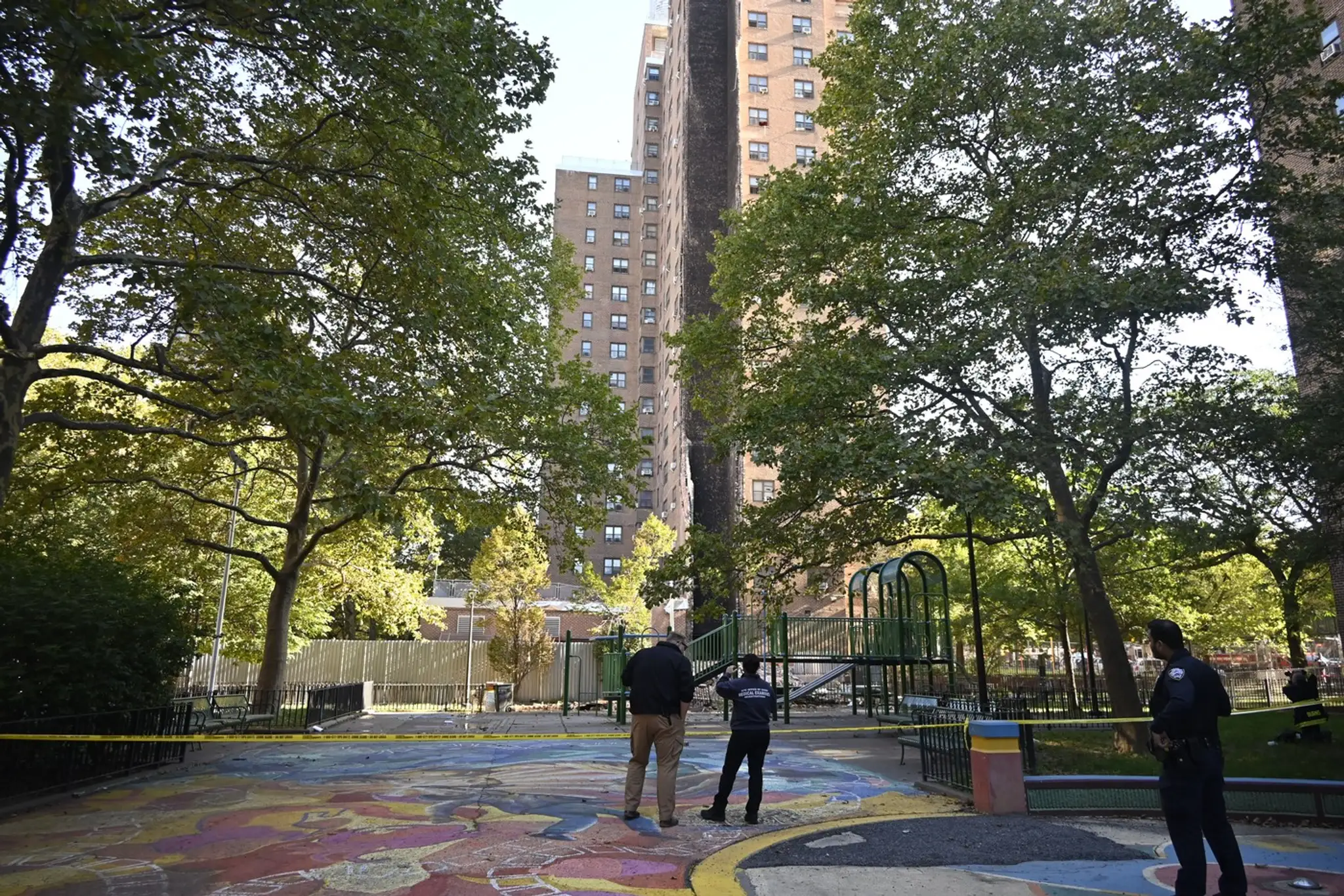 FOTO+VIDEO: Masívny výbuch v New Yorku rozmetal časť obytnej budovy
