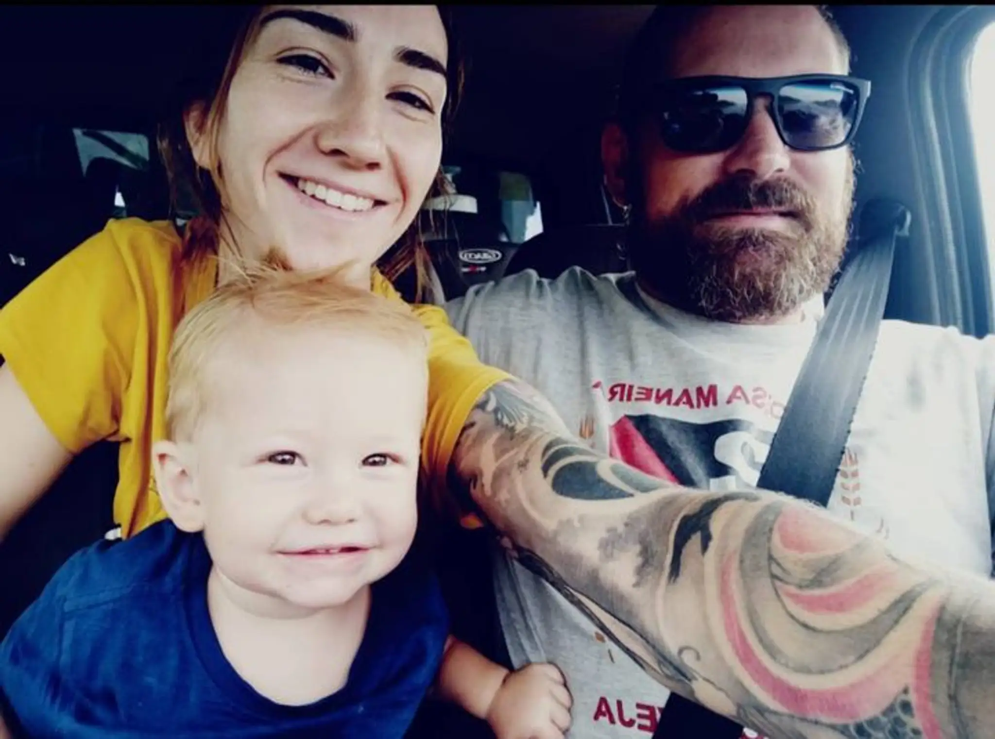 Sebastian s Amandou a so synom.