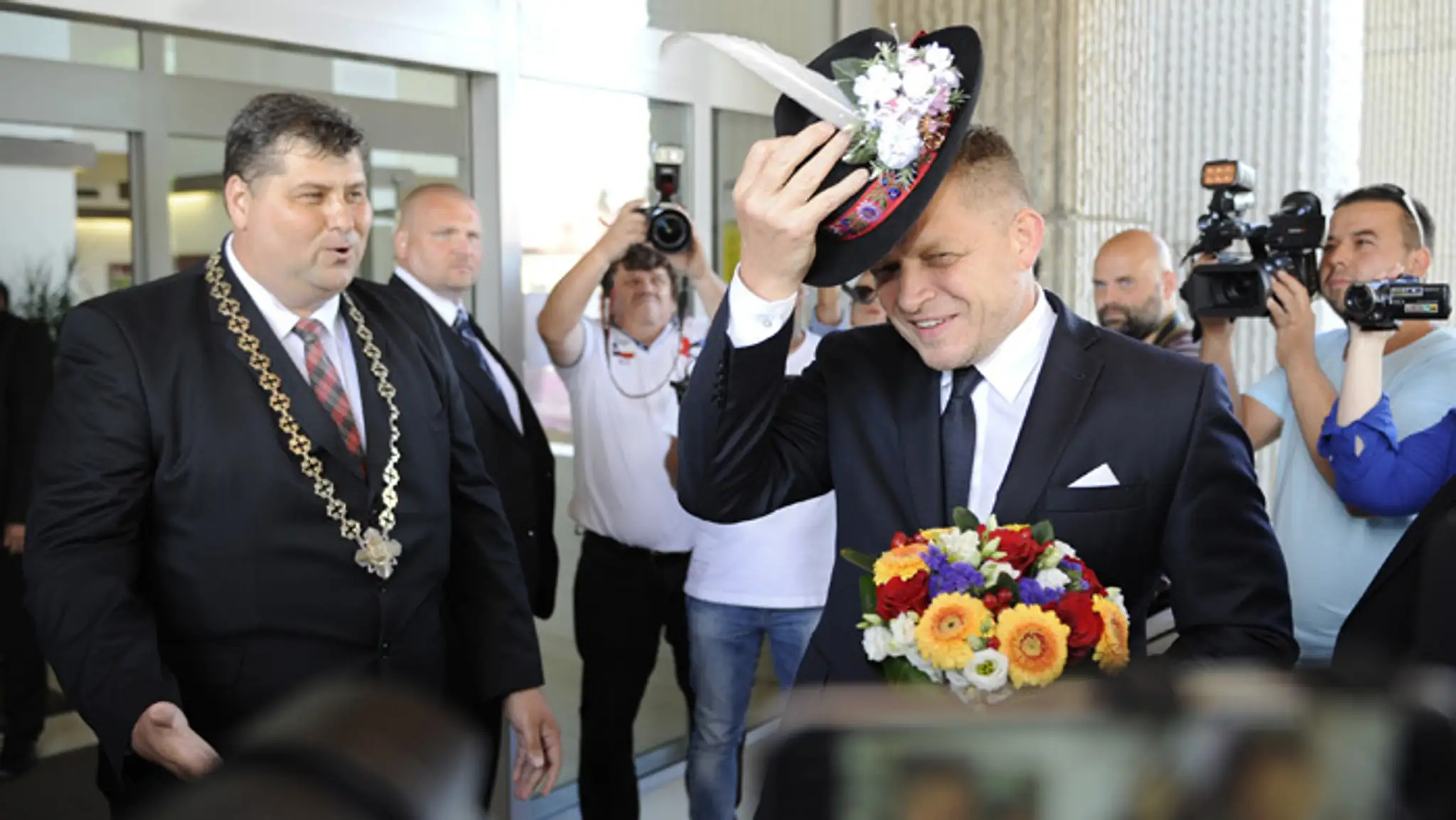 Premiér Robert Fico a primátor Vranova nad Topľou Ján Ragan. 