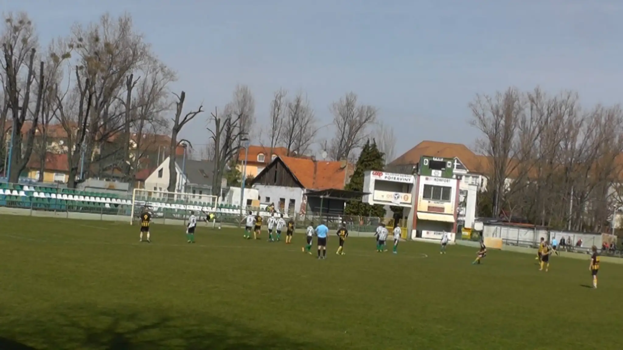 Priamy kop Samuela Vaniša skončil v sieti.jpg
