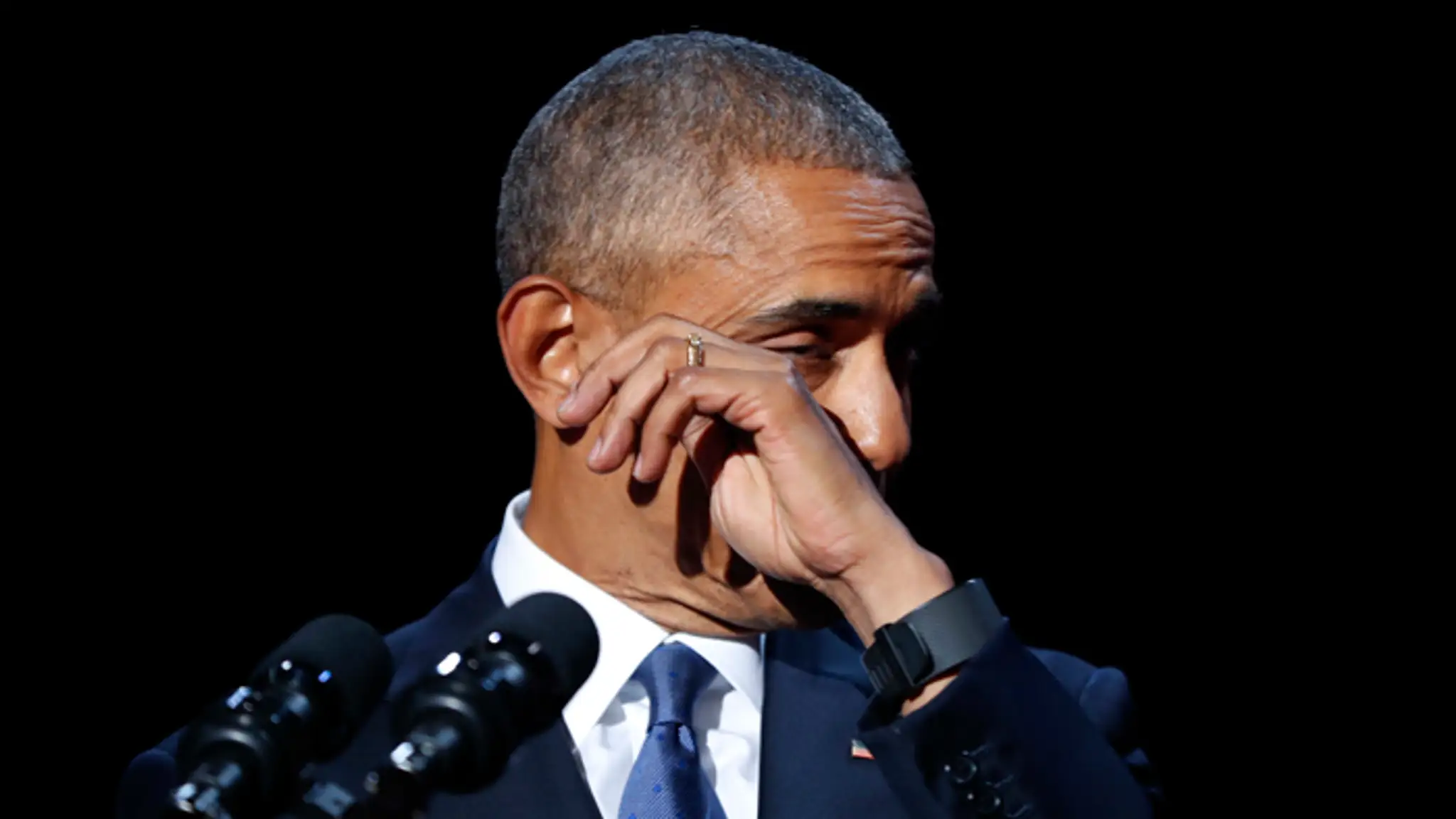 Obama sa počas prejavu rozplakal.