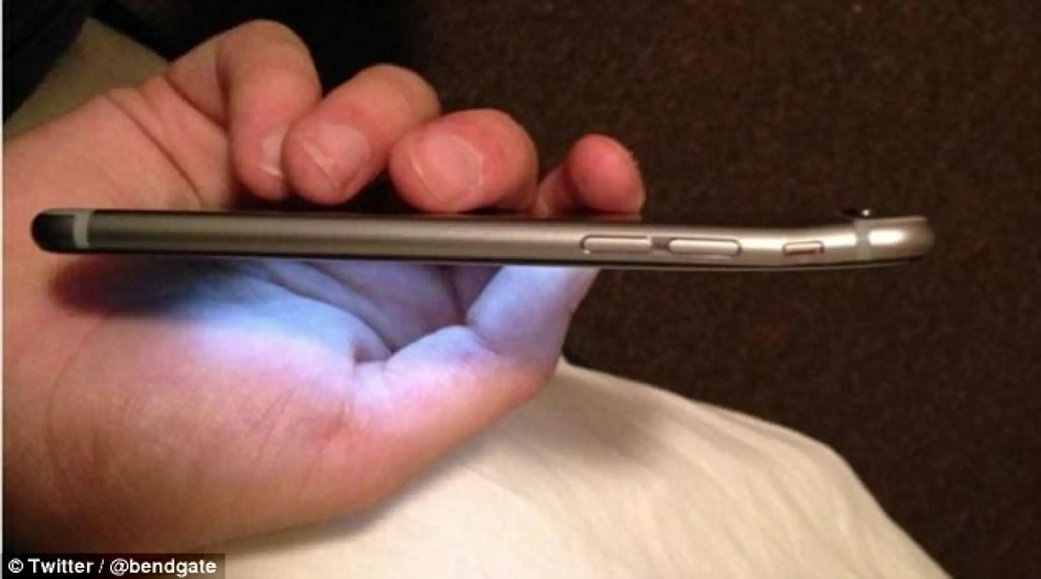 iphone2.jpg
