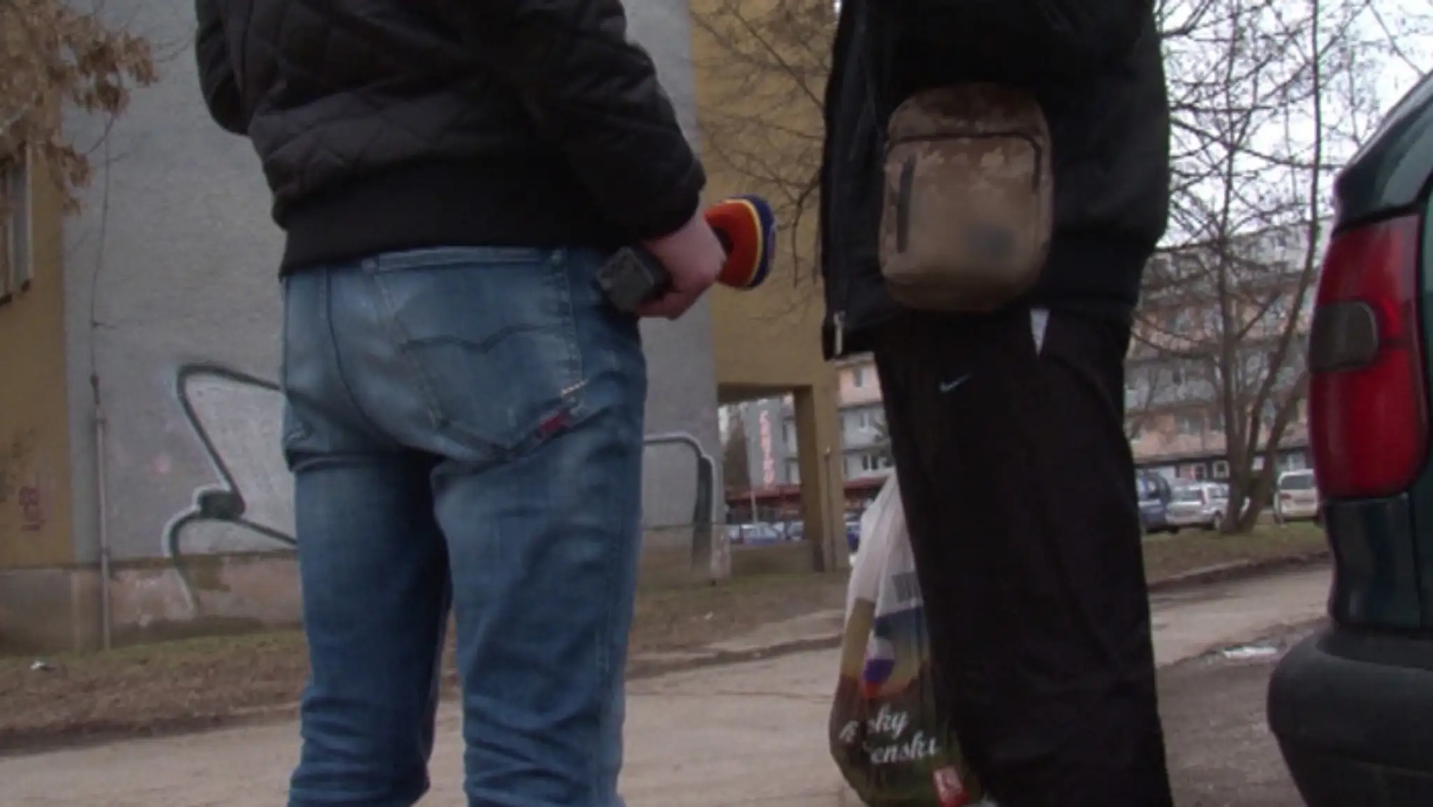 Srbi v práci.