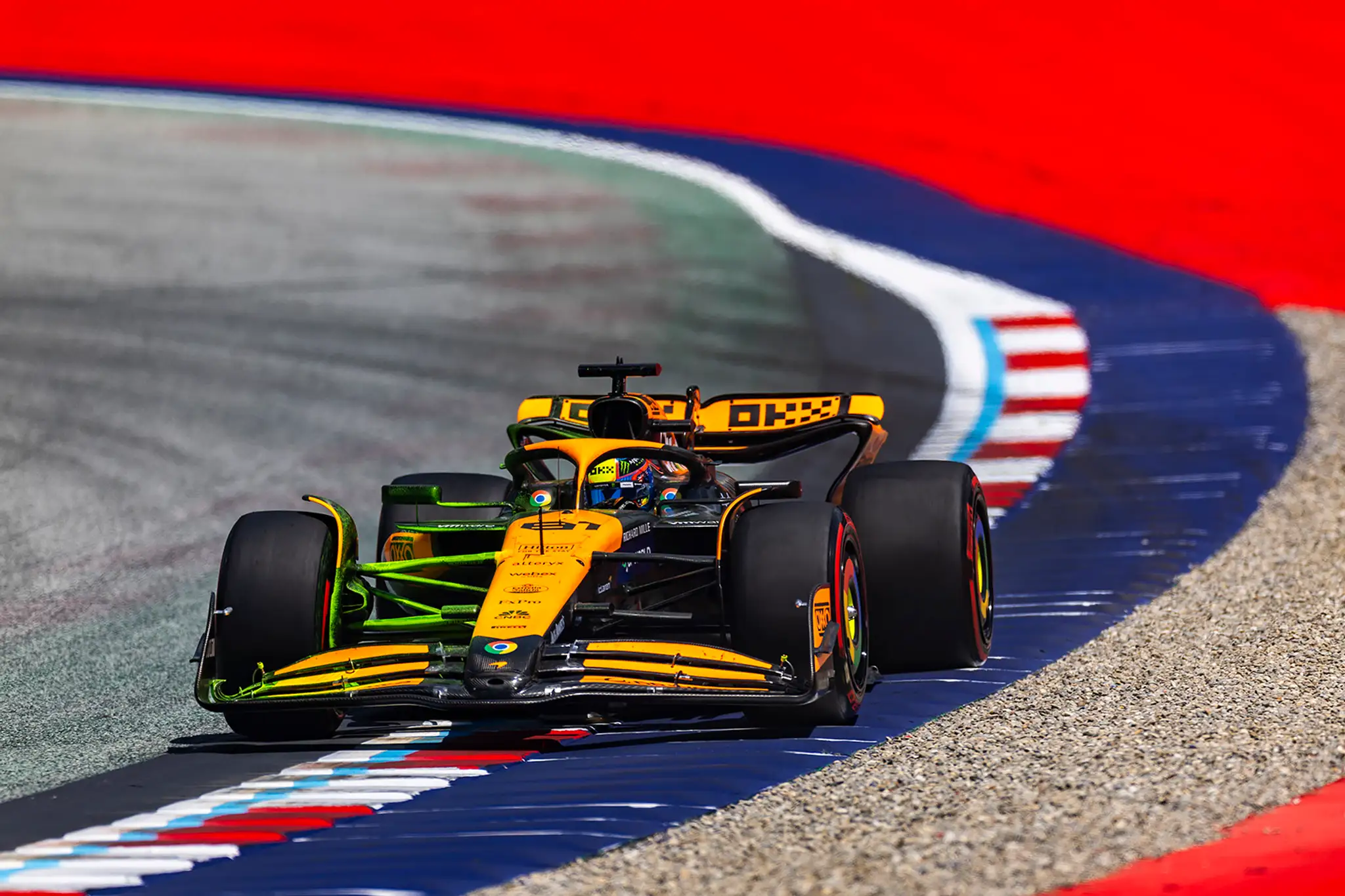 Austrálčan Oscar Piastri z McLarenu obsadil v Rakúsku druhú priečku.