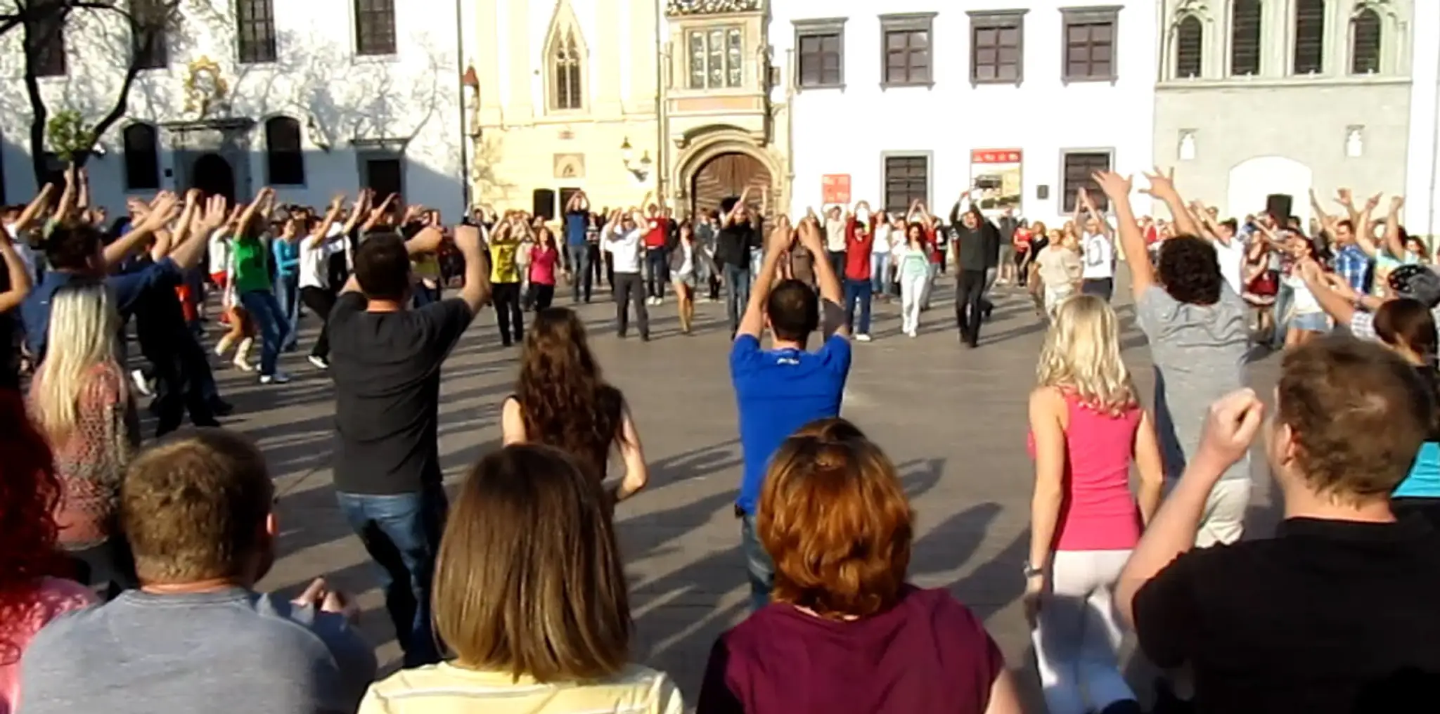 Hromadný tanec salsa