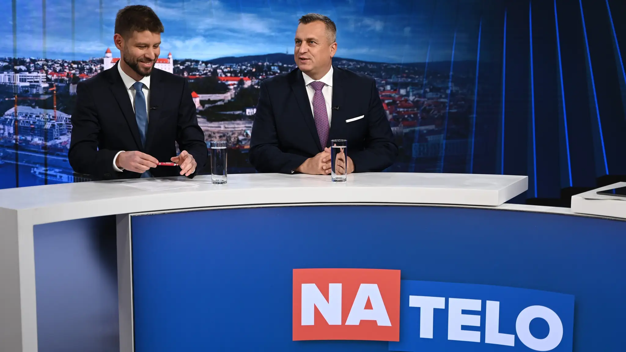Hosťami relácie Na telo boli Michal Šimečka a Andrej Danko