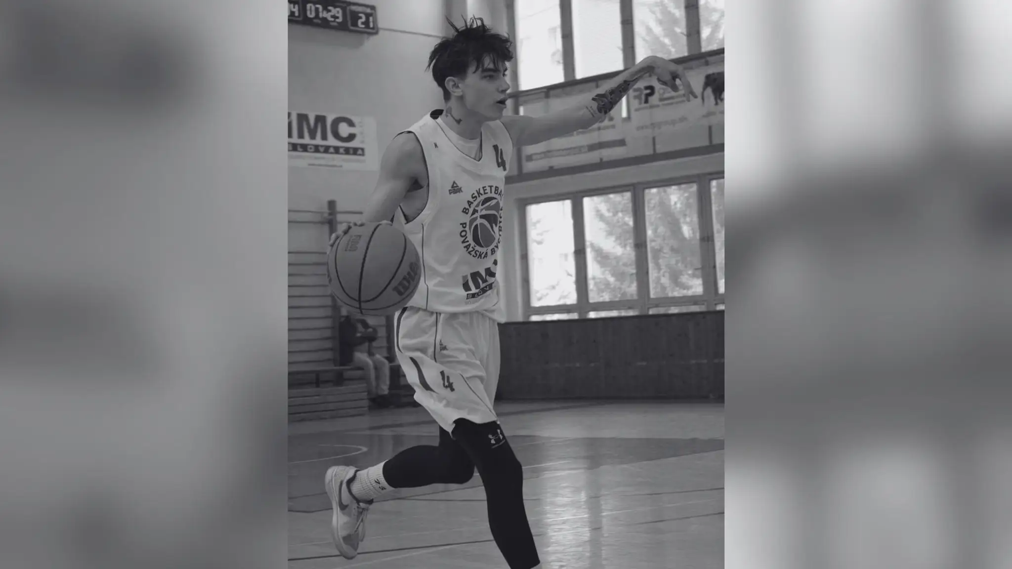 Zomrel mladý basketbalista.
