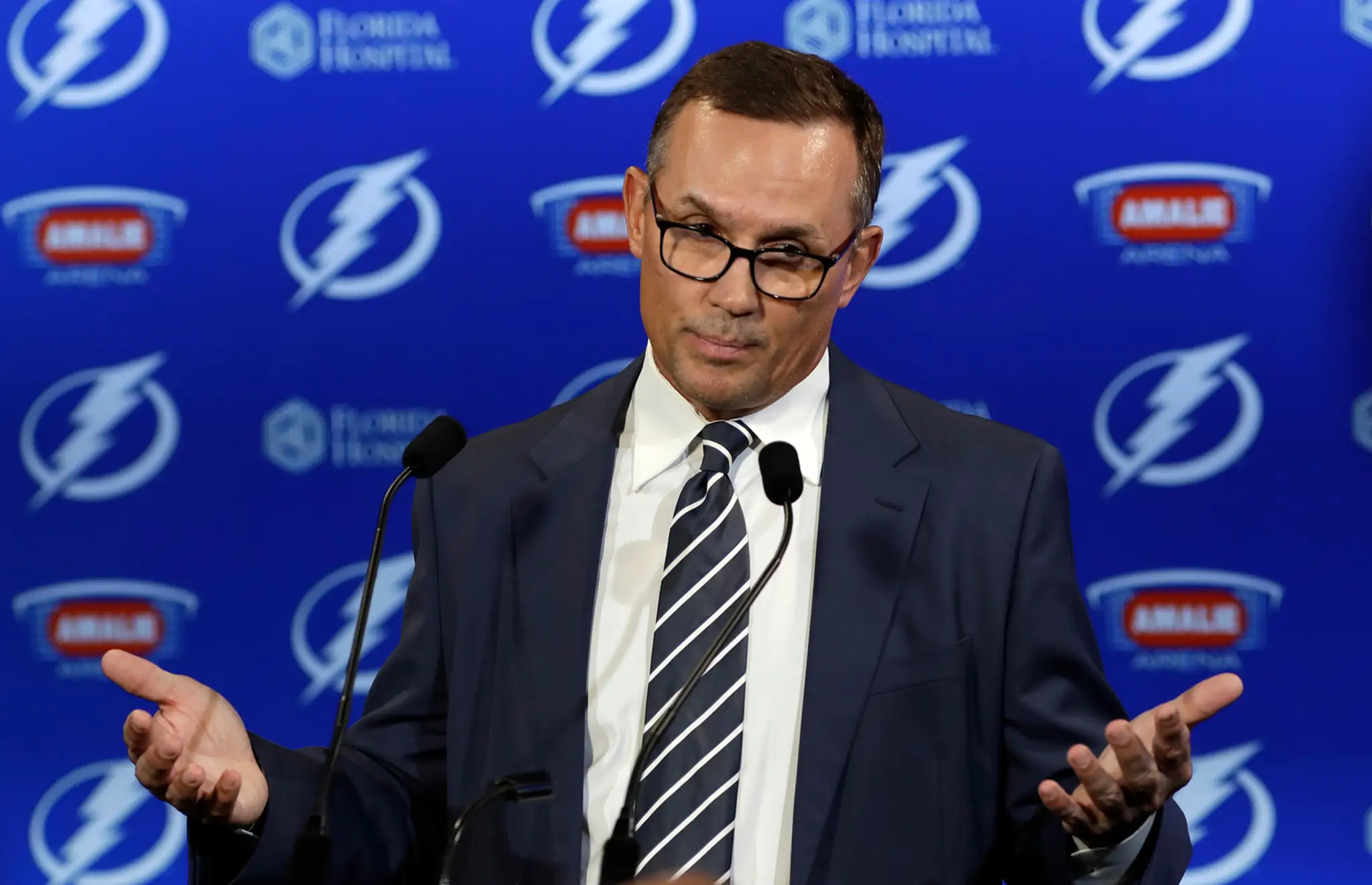 Steve Yzerman.