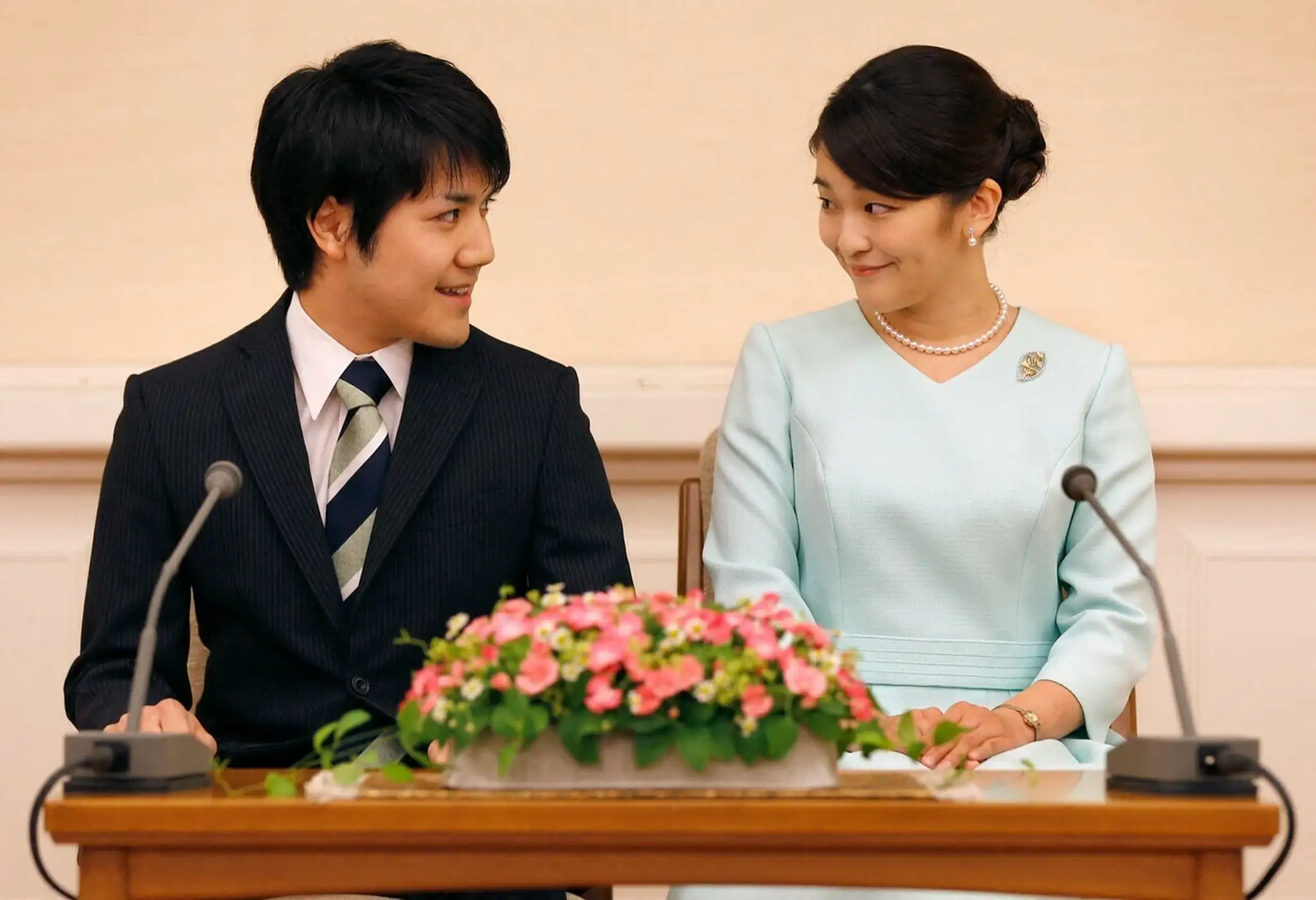 Japonská princezná s priateľom