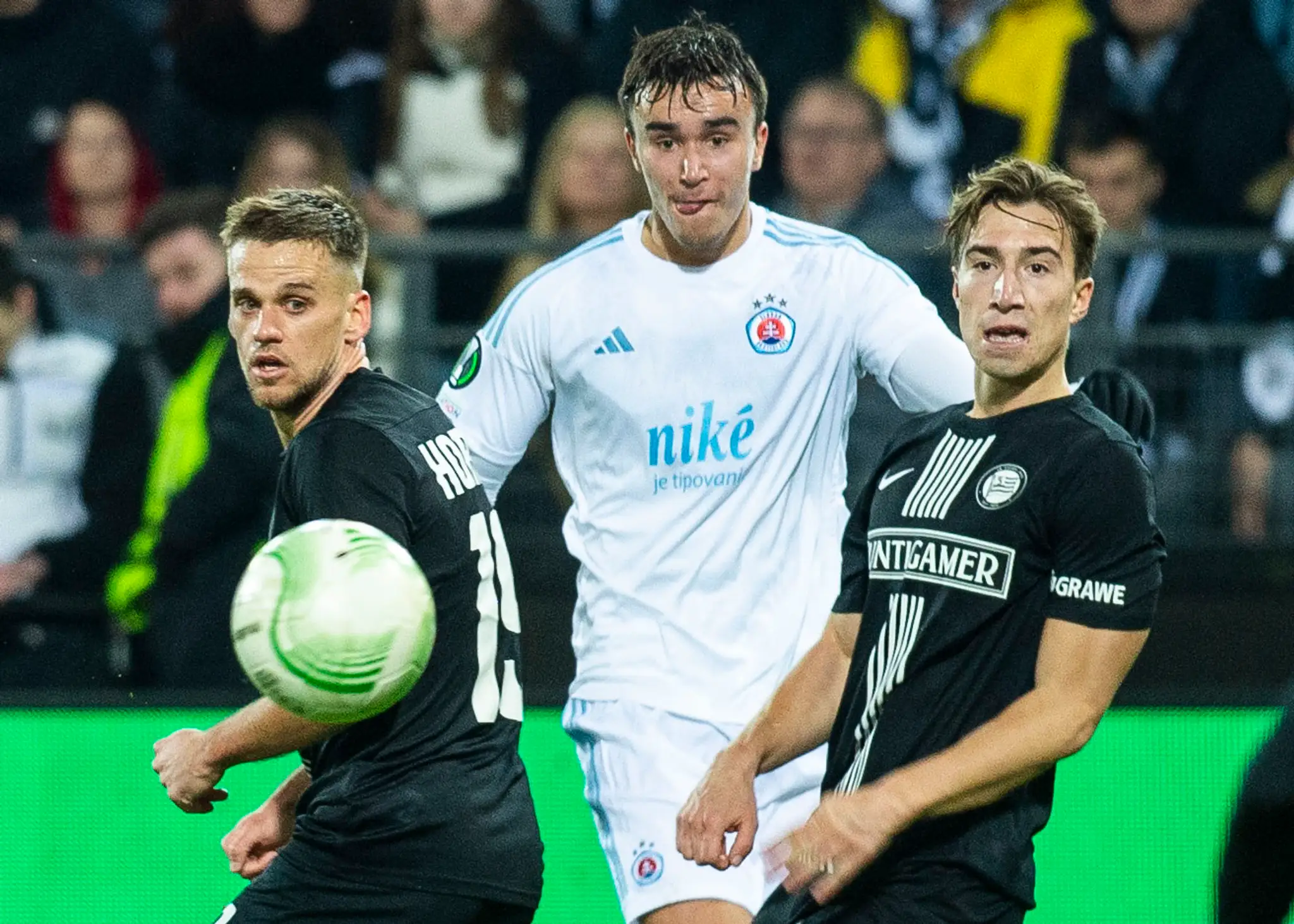Sturm Graz - ŠK Slovan Bratislava.