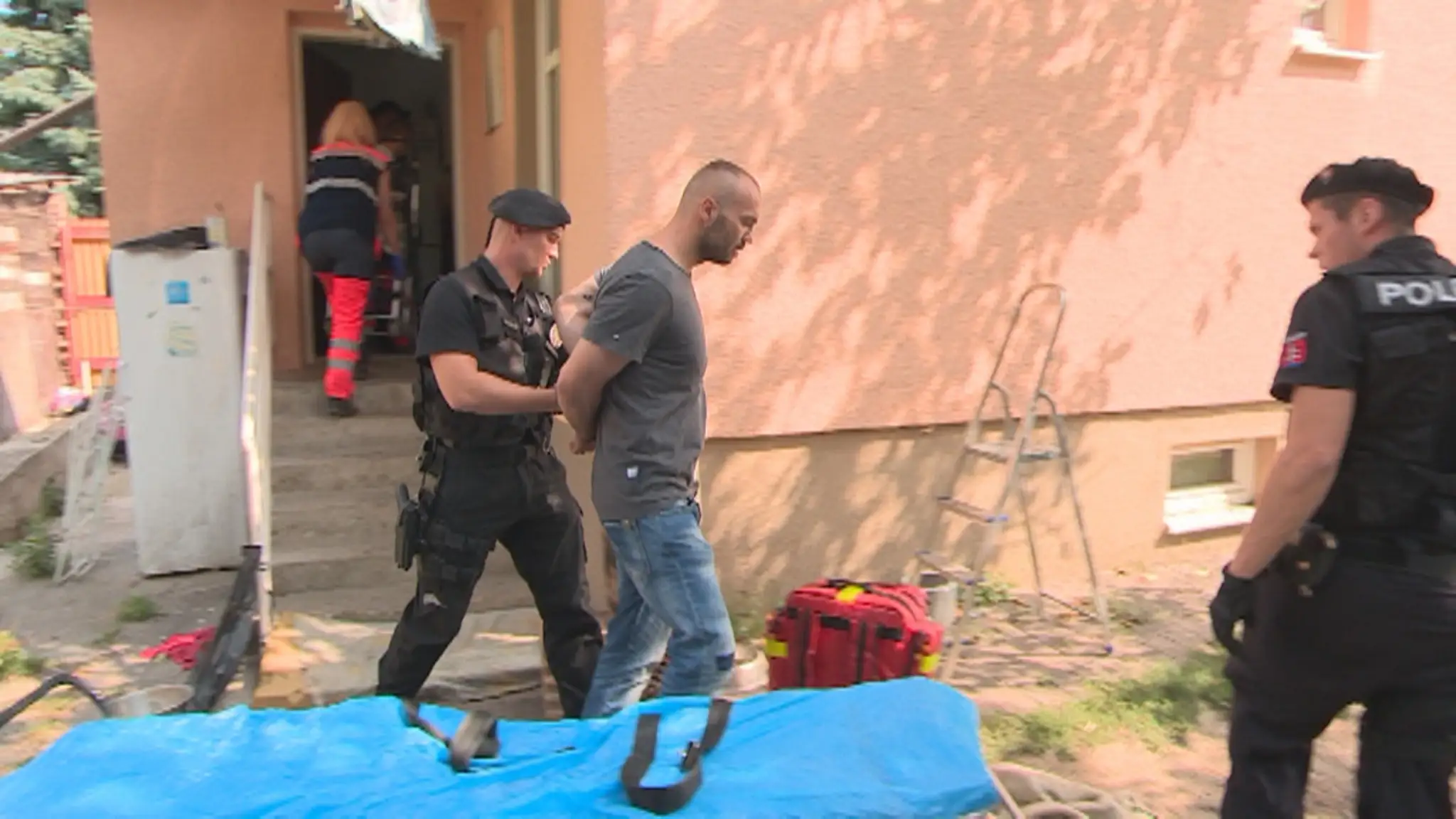 Pri dráme asistovala polícia aj záchranka.