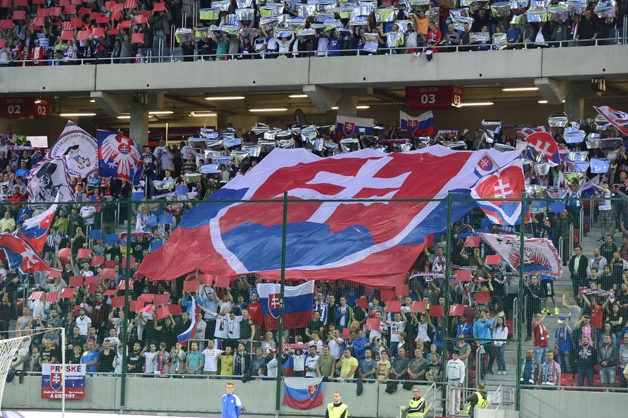 Fanúšikovia počas zápasu Slovensko - Severné Írsko