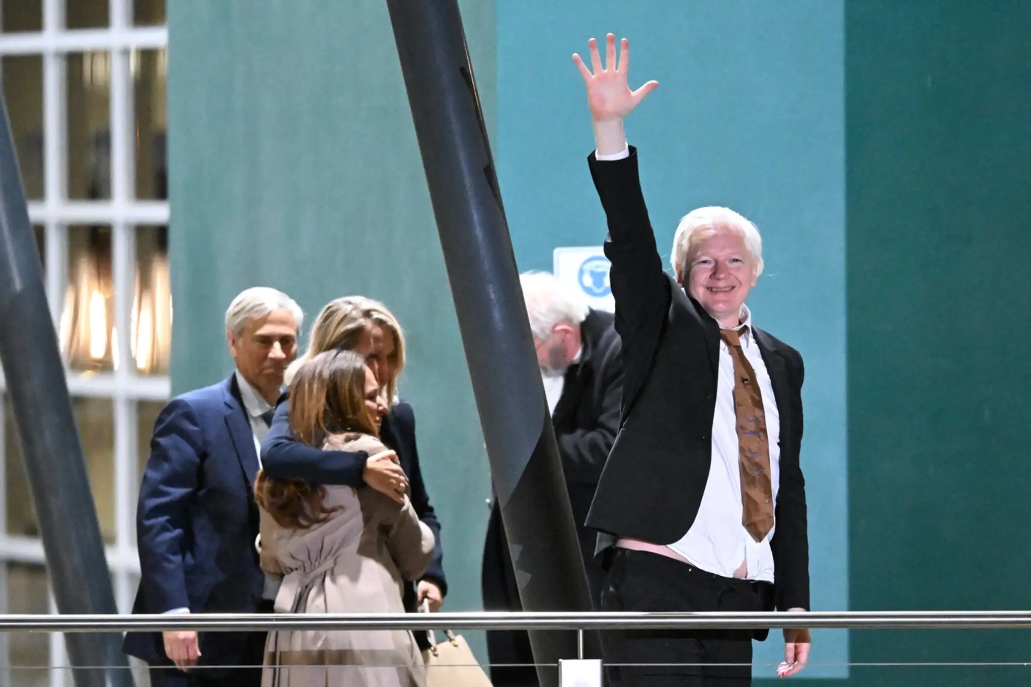 Julian Assange po prílete do rodnej Austrálie.