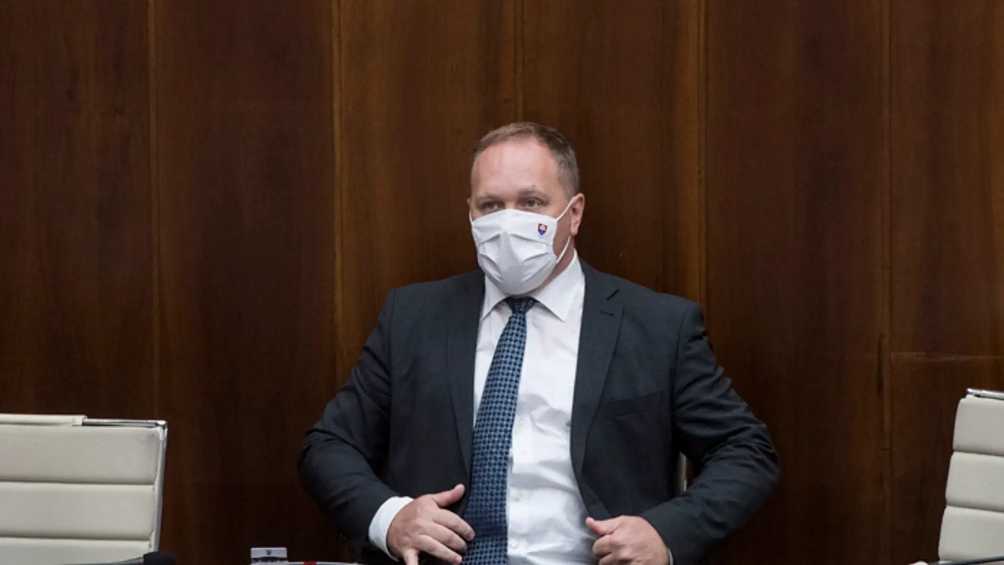 Počas konfrontácie sa zrútila