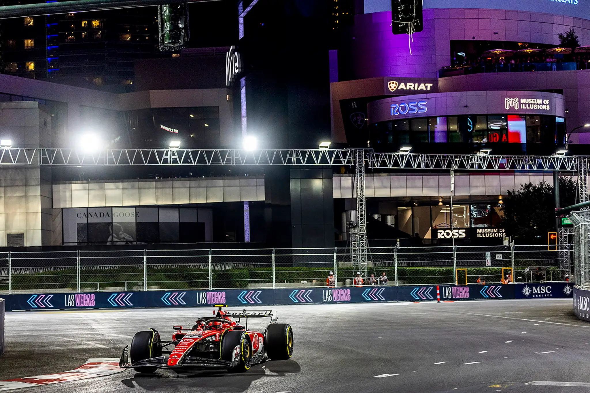 Carlos Sainz na Ferrari.