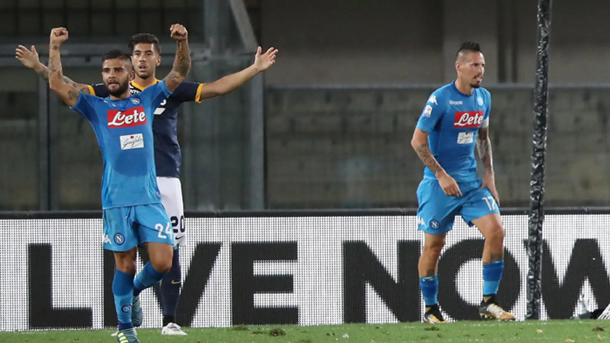 Lorenzo Insigne a Marek Hamšík.