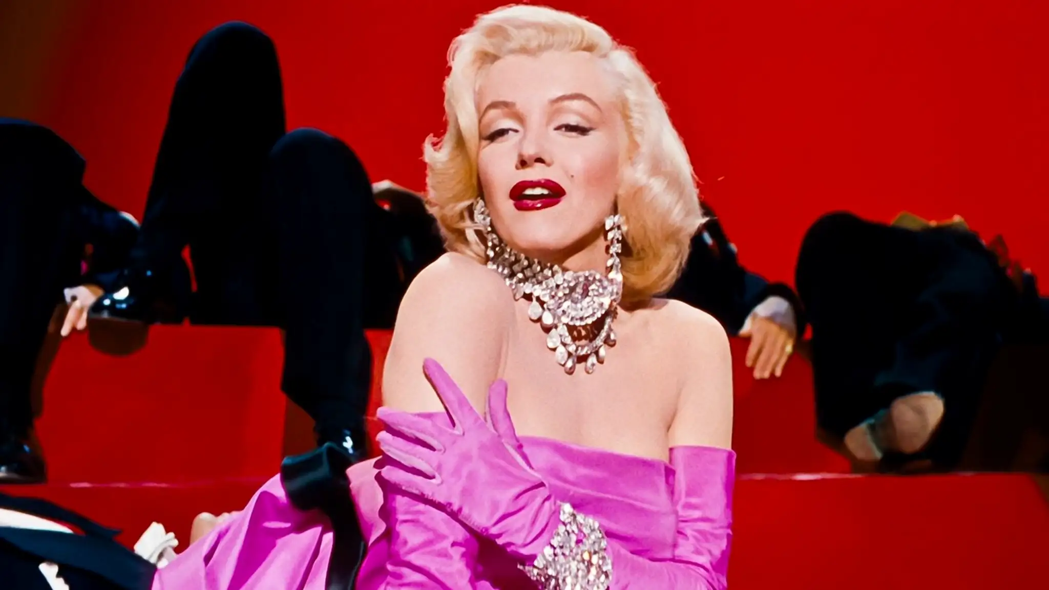 Marilyn Monroe sa premenila na Barbie.