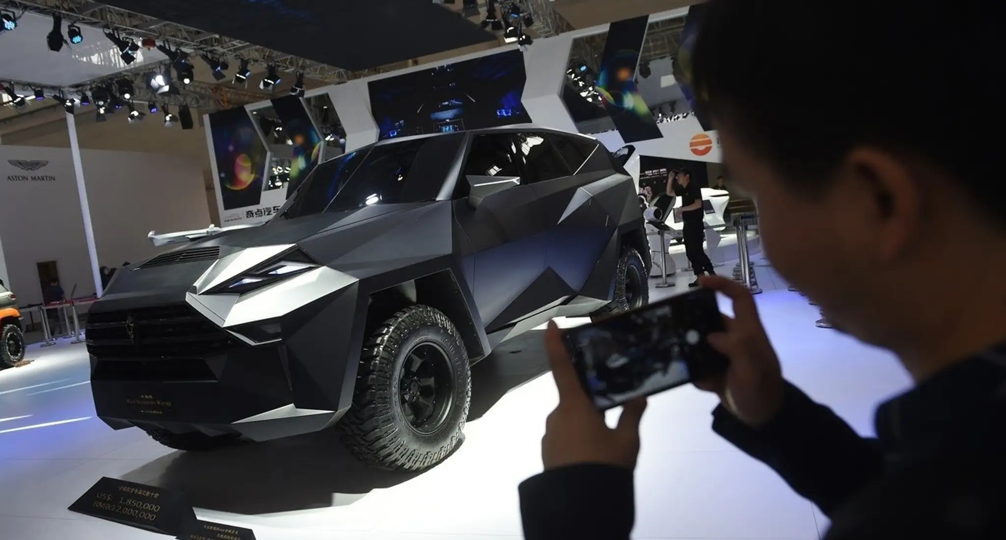 SUV Karlmann King