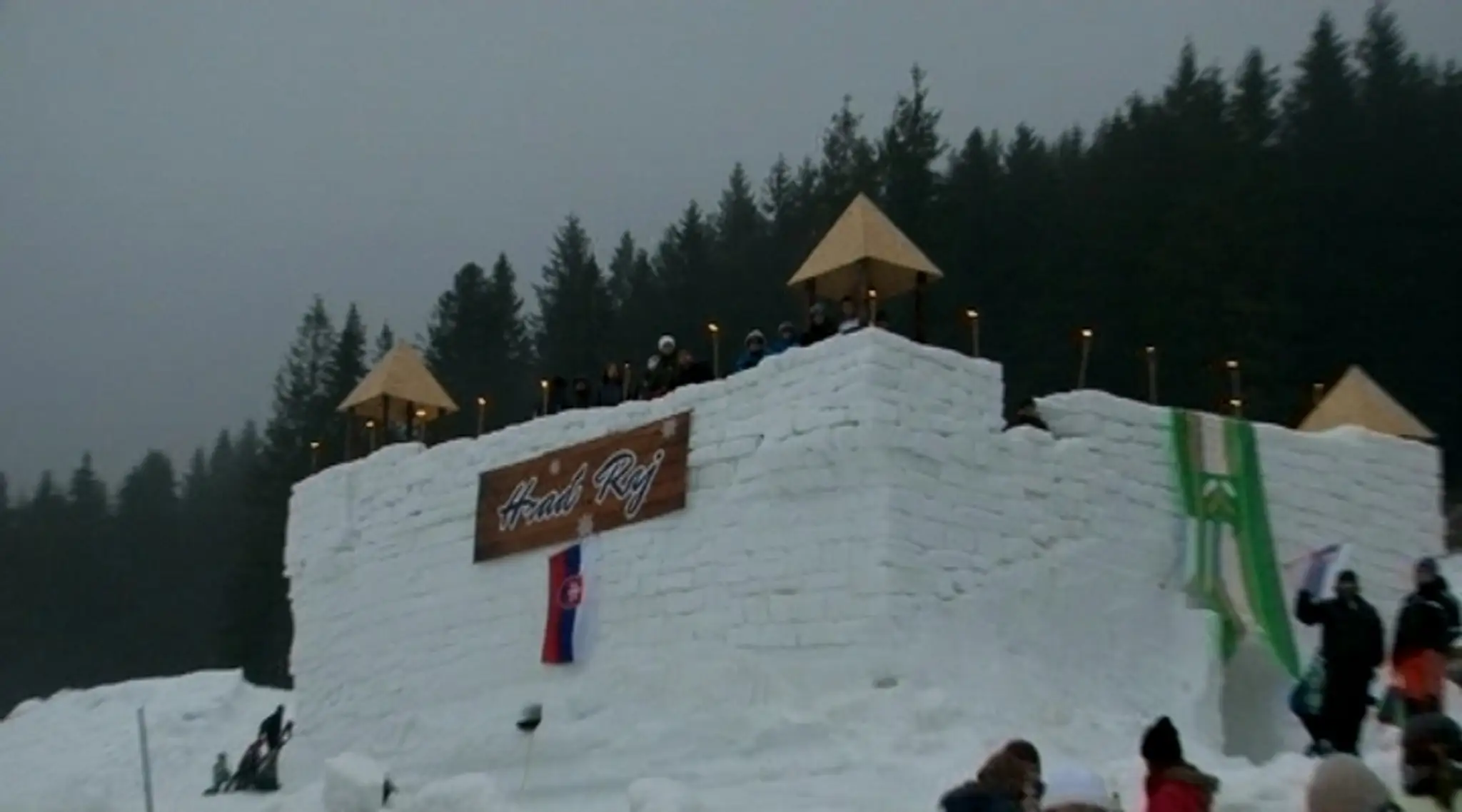 Snežný hrad, Mlynky