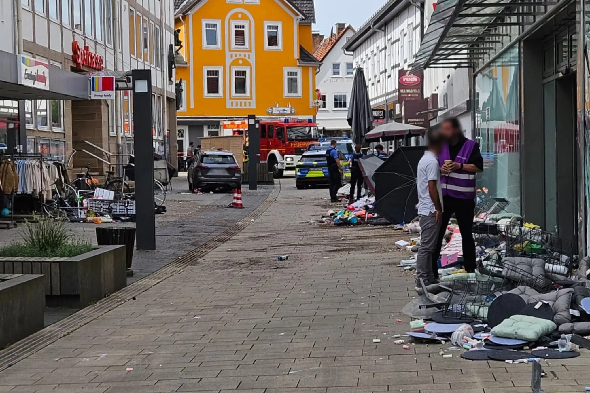 Záchranné zložky zasahujú v nemeckom meste Hofgeismar.