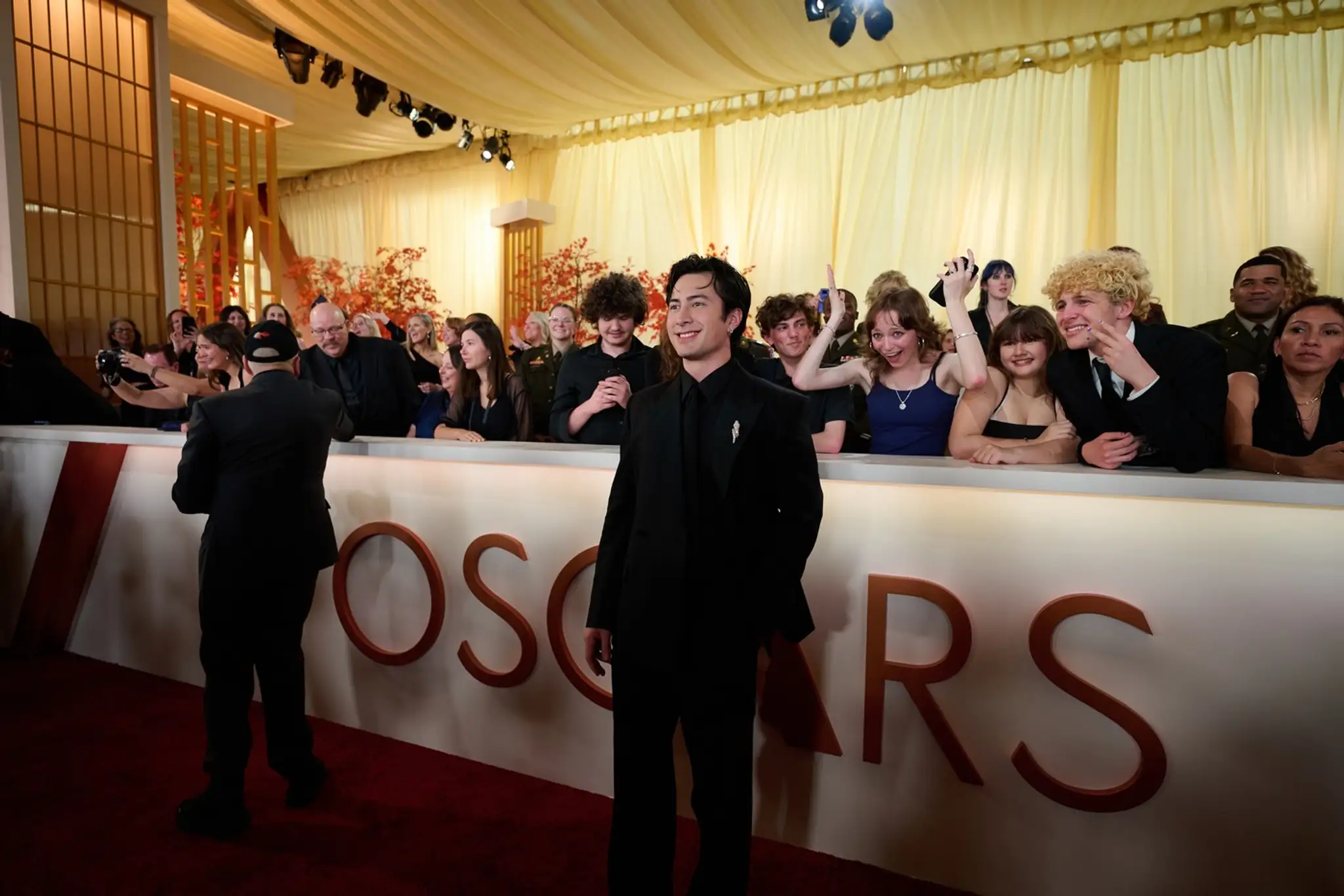 Hudson Williams na Oscaroch 2026