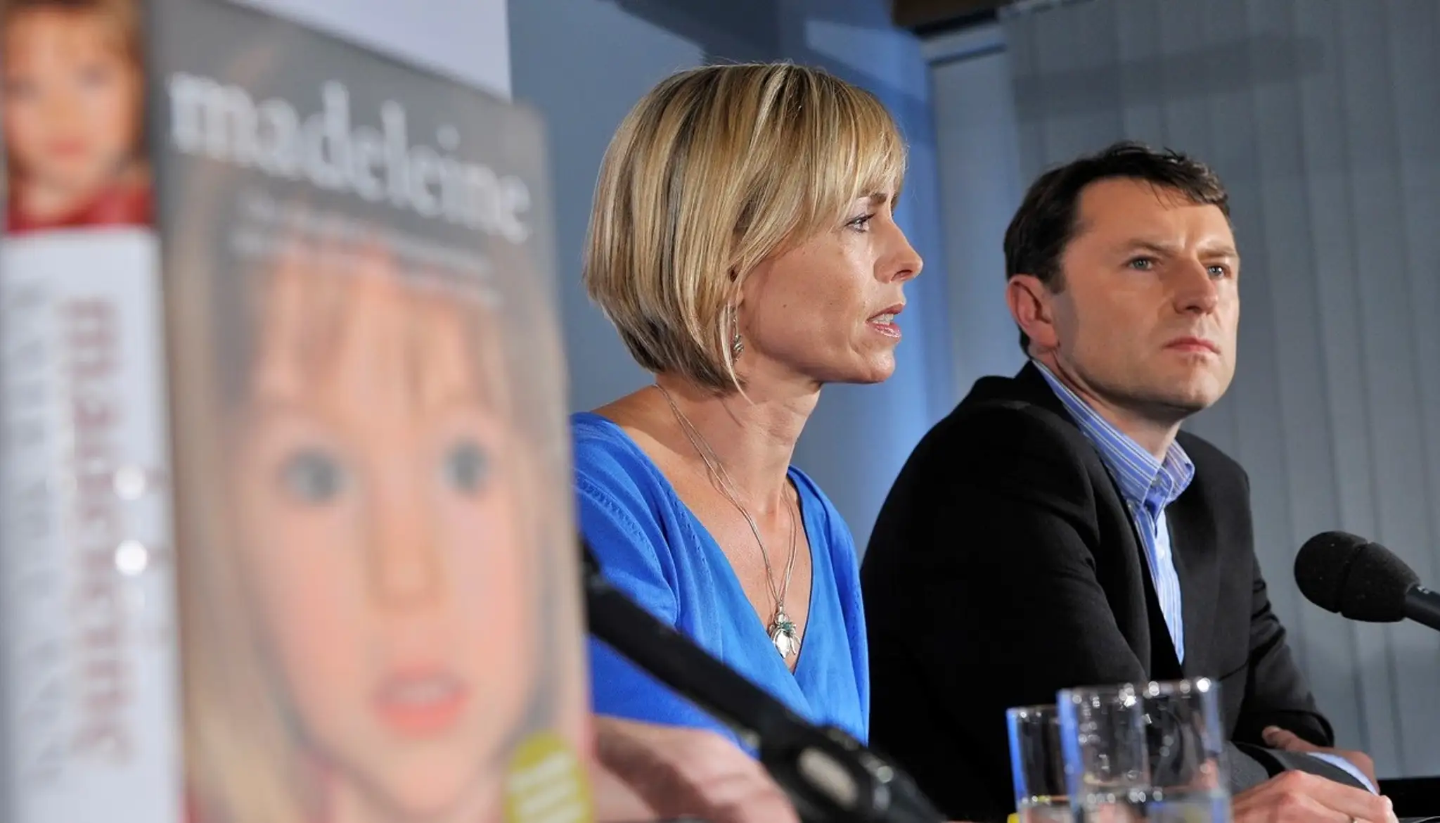 Rodičia Madeleine McCannovej na archívnej snímke z roku 2011.